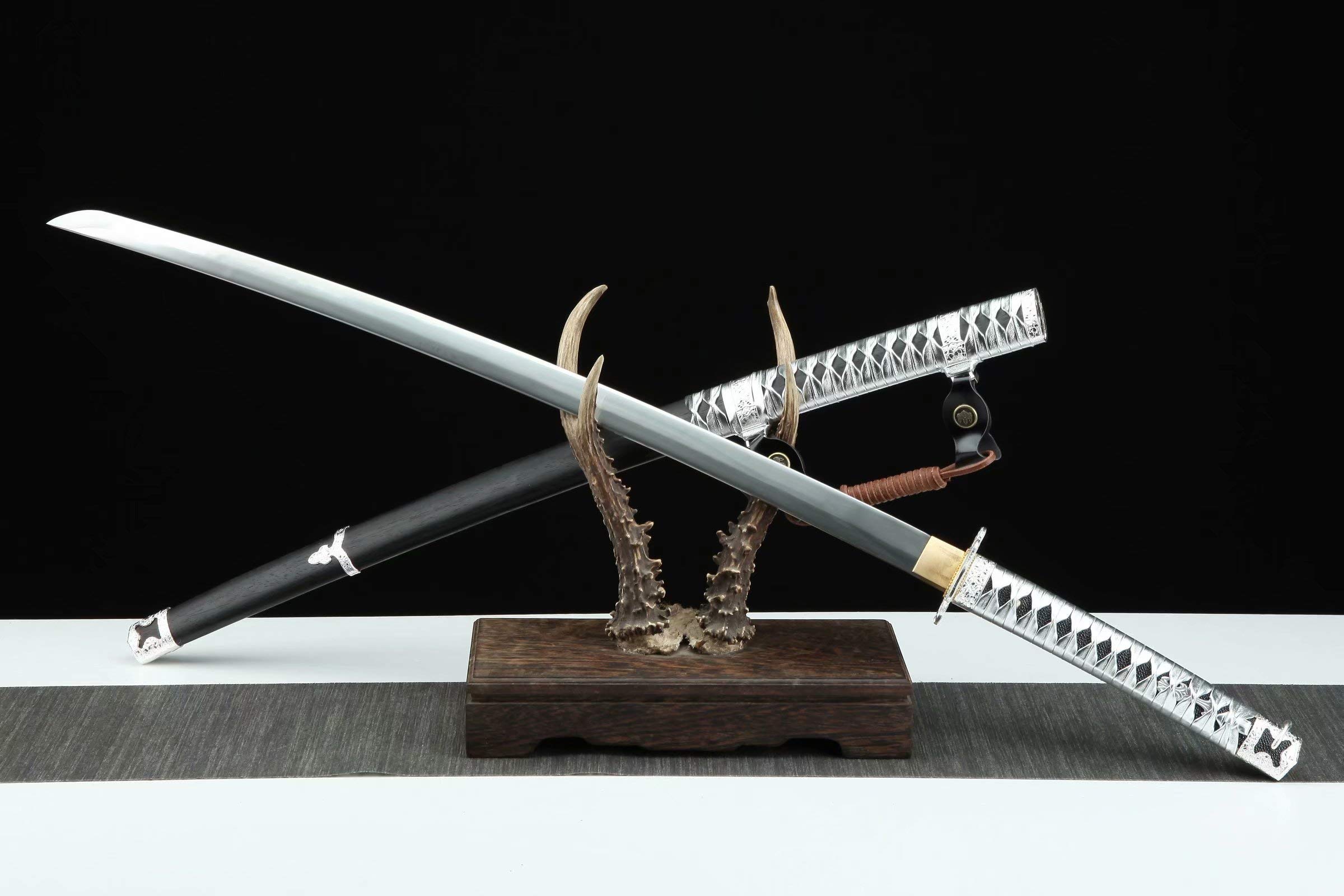 Sekiro: Shadows Die Twice Replica Mortal Blade Katana - Authentic Japanese Game Sword, High Manganese Steel Construction, Red Finish - Perfect for Cosplay, Collecting & Display