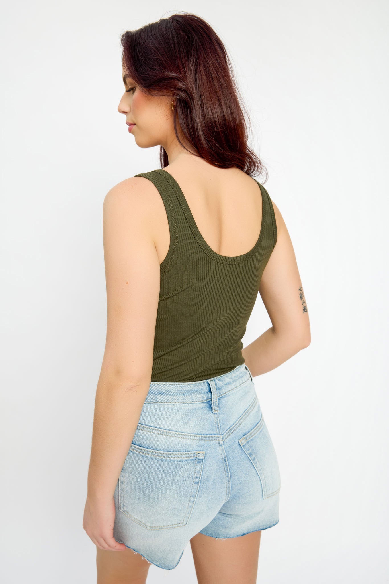 Stylish Ribbed Henley Tank Top for Women - Soft & Comfortable Summer Casual Wear - Perfect for Beach, Gym, and Everyday Outfits
