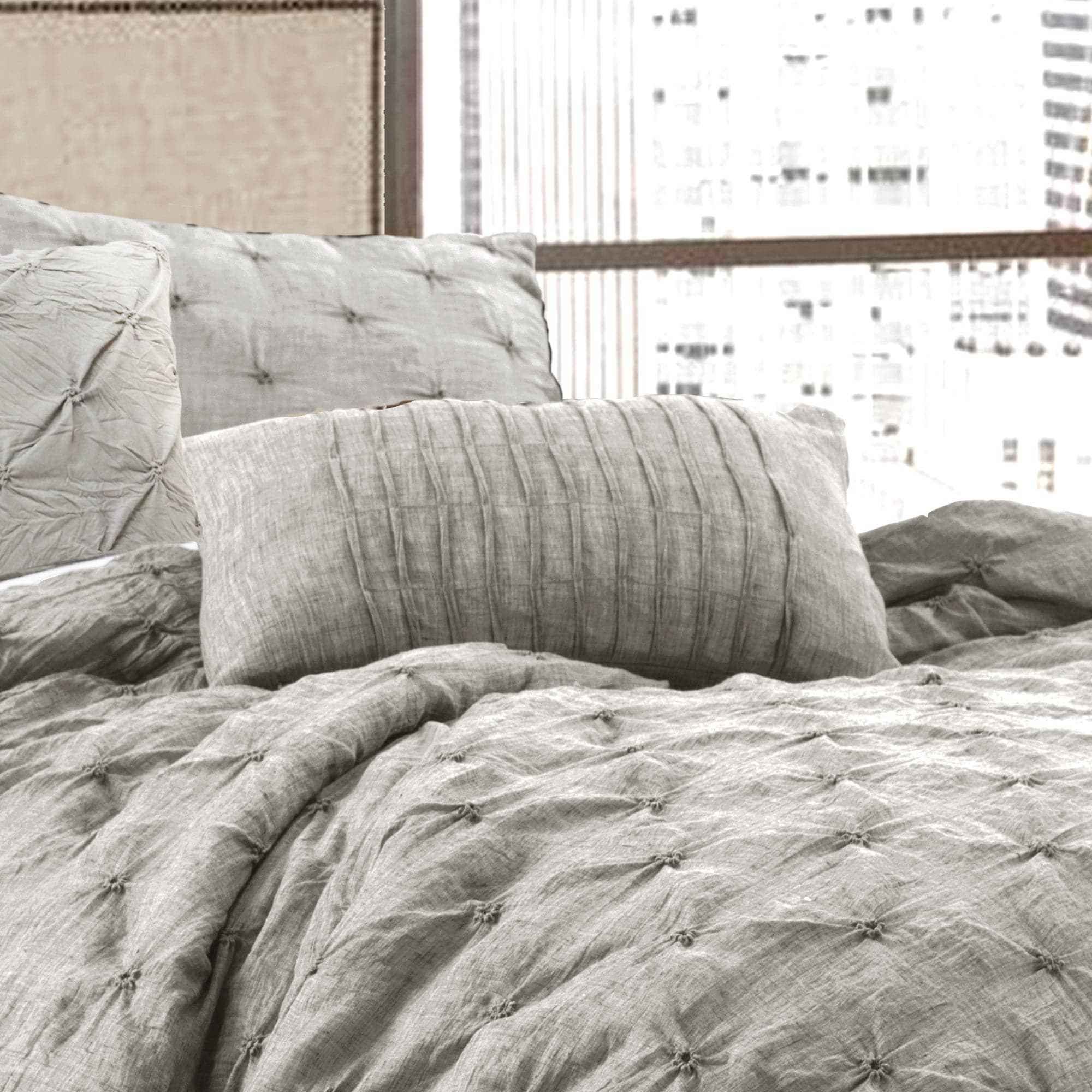Ravello Pintuck 5-Piece Comforter Set - Queen Size Bedding with Pillow Shams - Luxury Soft Microfiber for Cozy Bedroom Decor