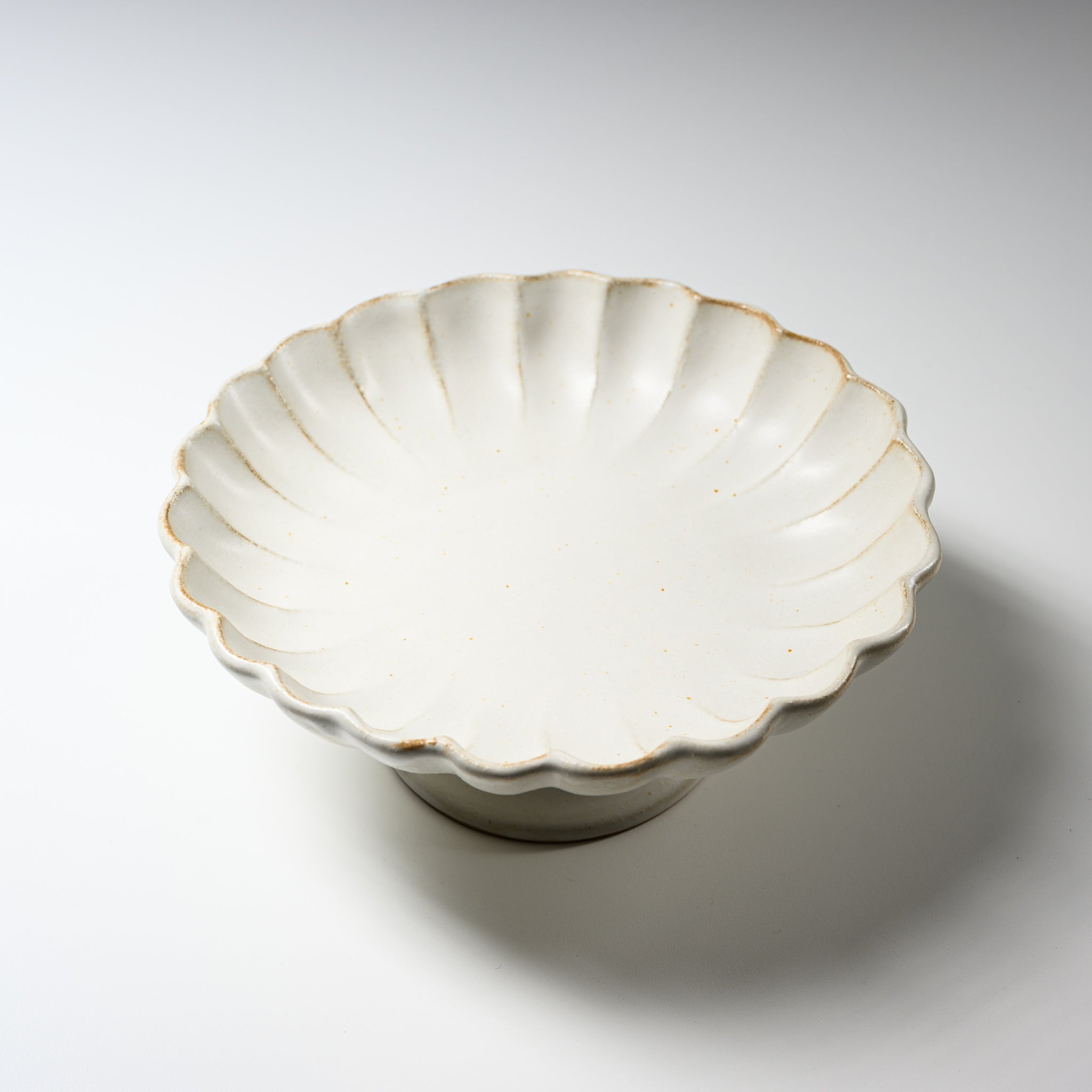 Wakasama Kiln Kinari Pedestal Dish - 8.3 Inch Japanese Ceramic Serving Plate for Sushi, Desserts & Appetizers | Elegant Tableware for Dining & Entertaining