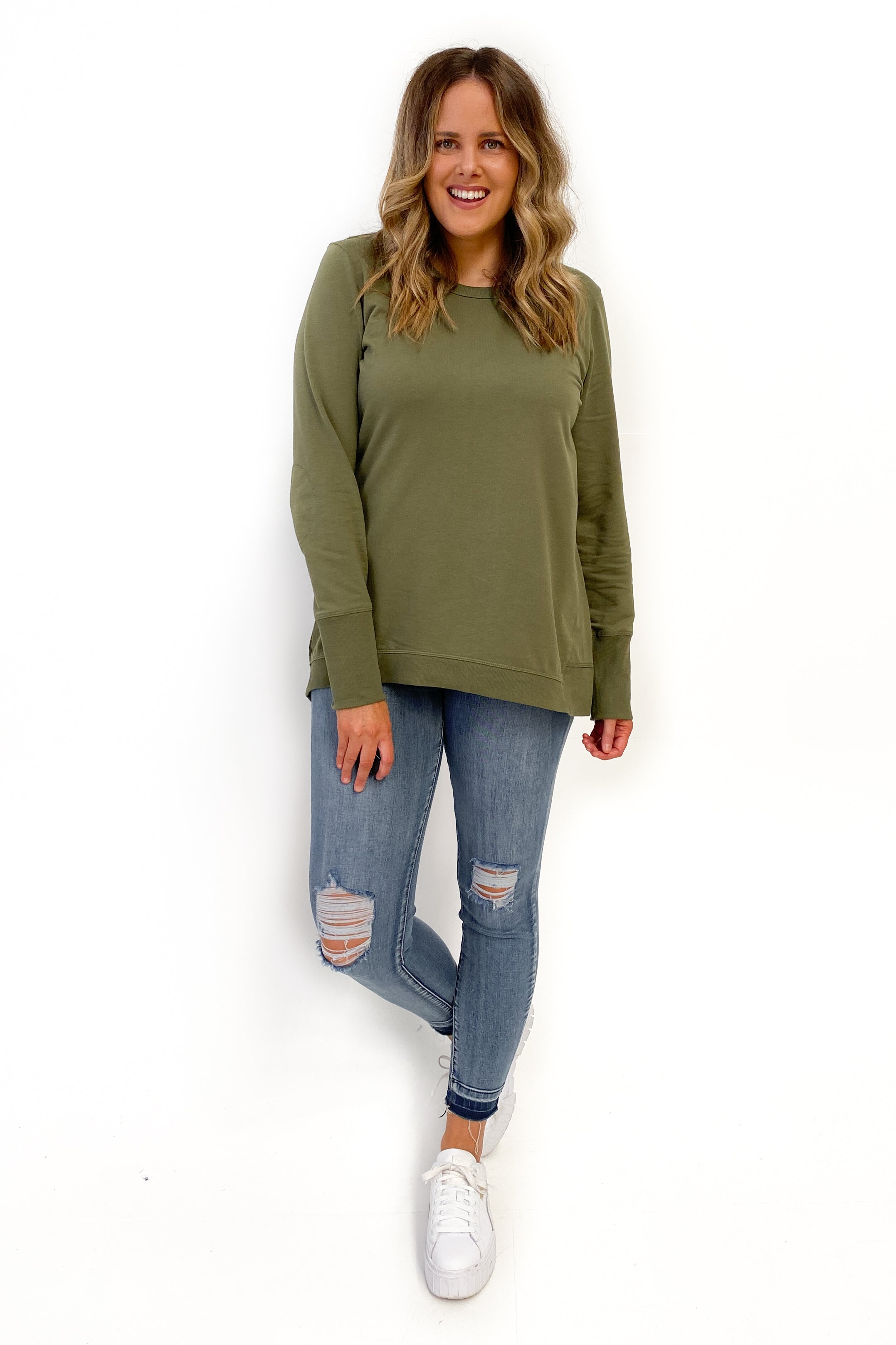 Betty Basics Dolly Sweat Khaki - Women's Casual Pullover Hoodie for Everyday Wear | Perfect for Lounging, Running Errands & Outdoor Activities