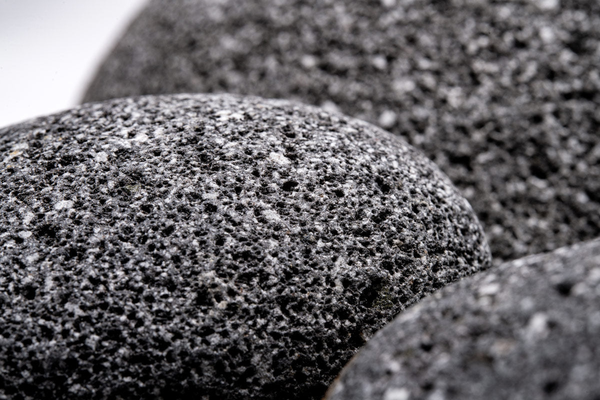 Premium Black Star Lava Rock for Landscaping, Aquariums & Terrariums - Natural Volcanic Stone for Garden Decor, Fish Tanks & Reptile Habitats - Ideal for Drainage, Filtration & Decorative Use