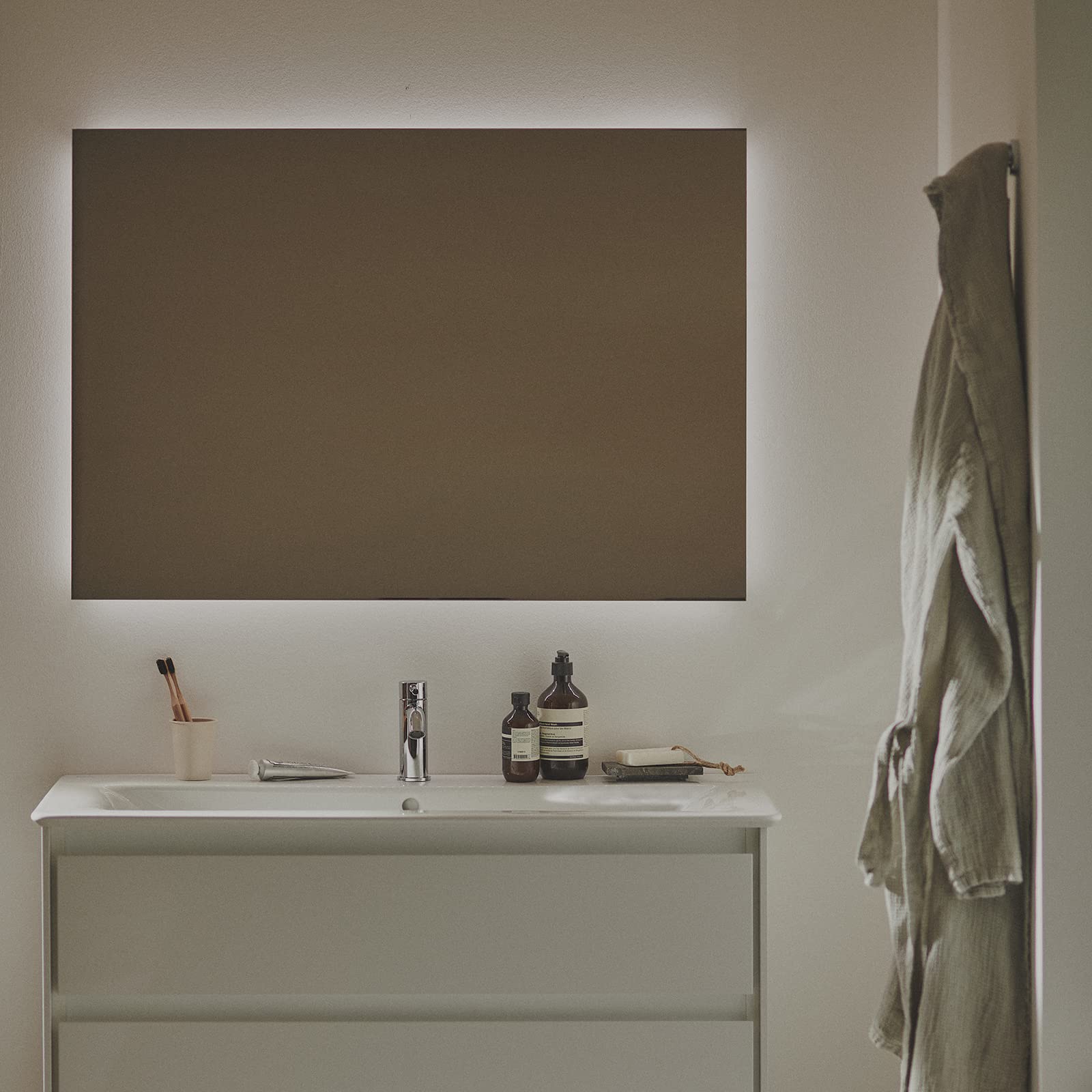 Ideal Standard A9115AA Single IOM Hook, Chrome Plated - Perfect for Bathroom & Kitchen Organization