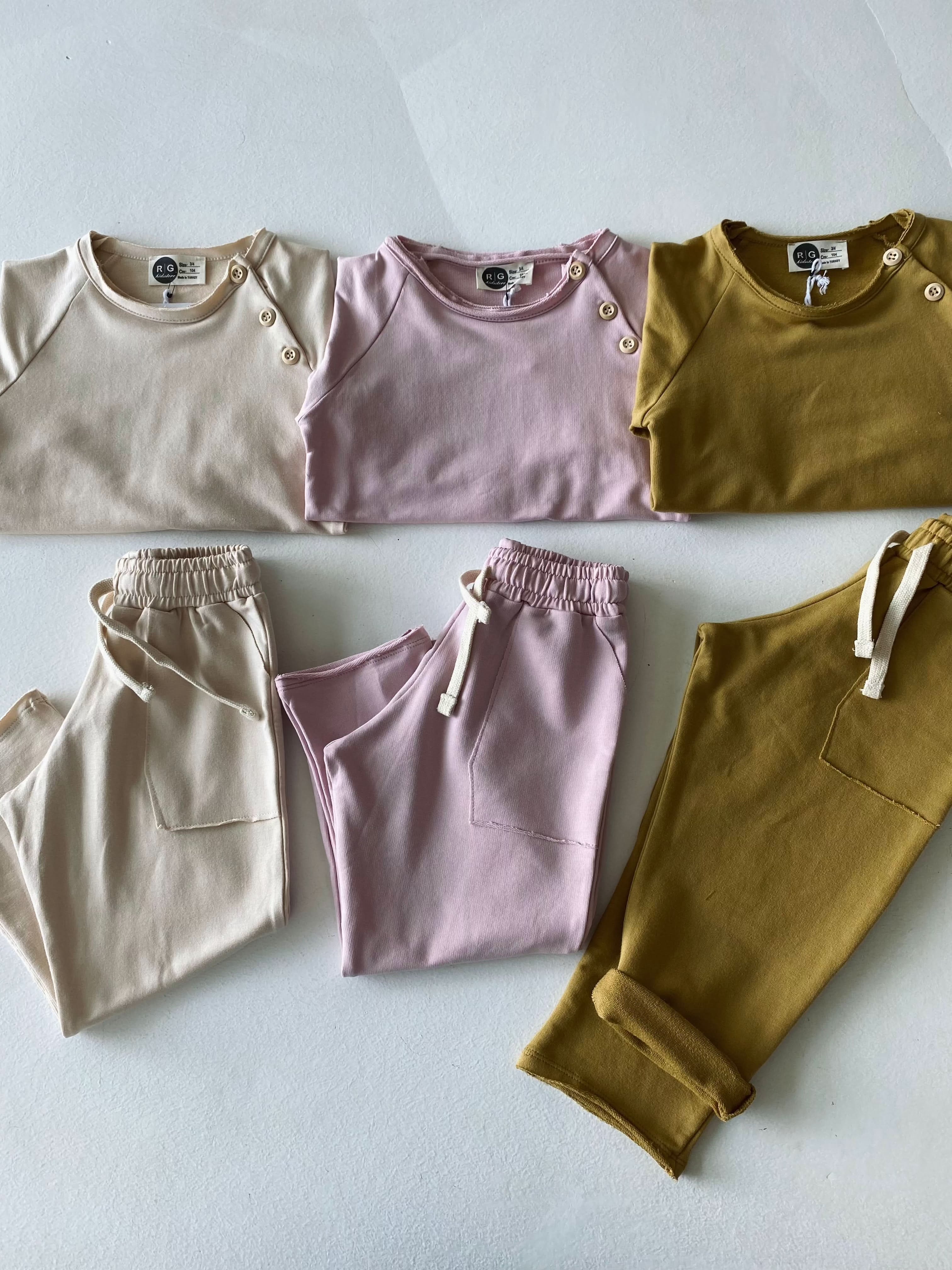 Kids' Button-Detail Jogger Set - Comfortable & Stylish Activewear for Playdates, School & Outdoor Activities