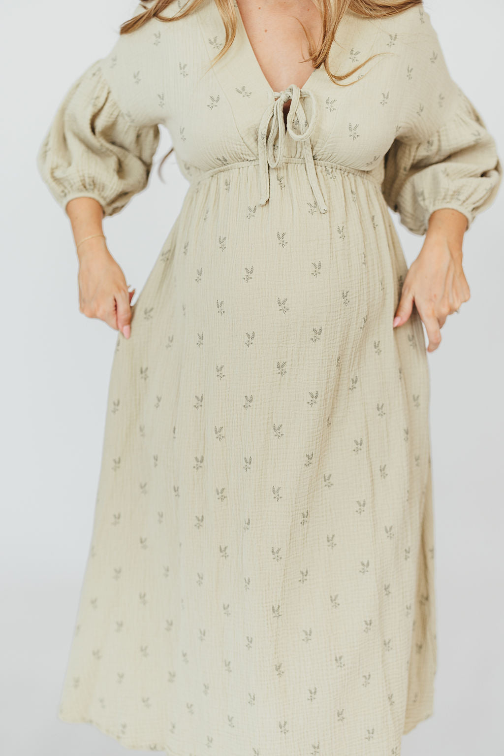 Hunter 100% Cotton Gauze Midi Dress in Thyme/Sage Foliage - Bump Friendly & Inclusive Sizing (XS-3XL) | Breathable Summer Dress for Maternity, Beach, and Casual Wear
