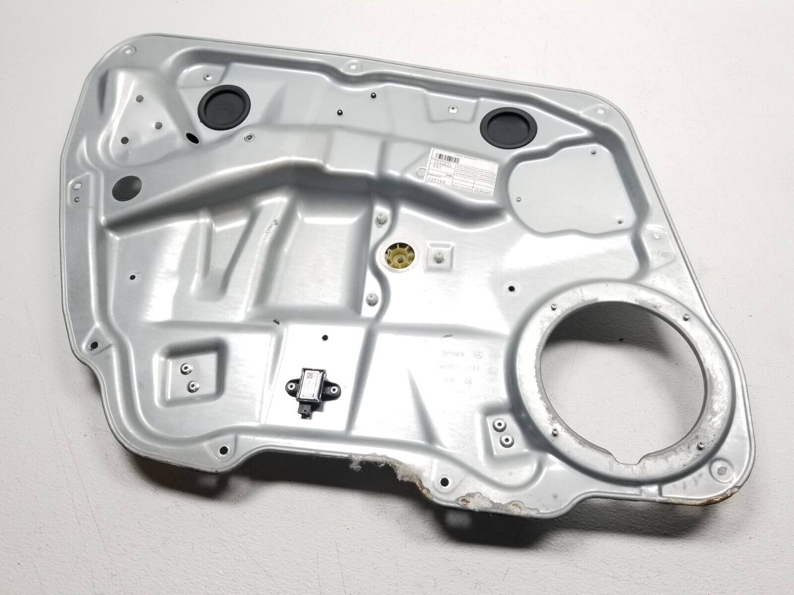 2006-2011 Mercedes ML500 Left Front Driver Side Door Window Regulator OEM Replacement - Perfect for Smooth Window Operation & Repair