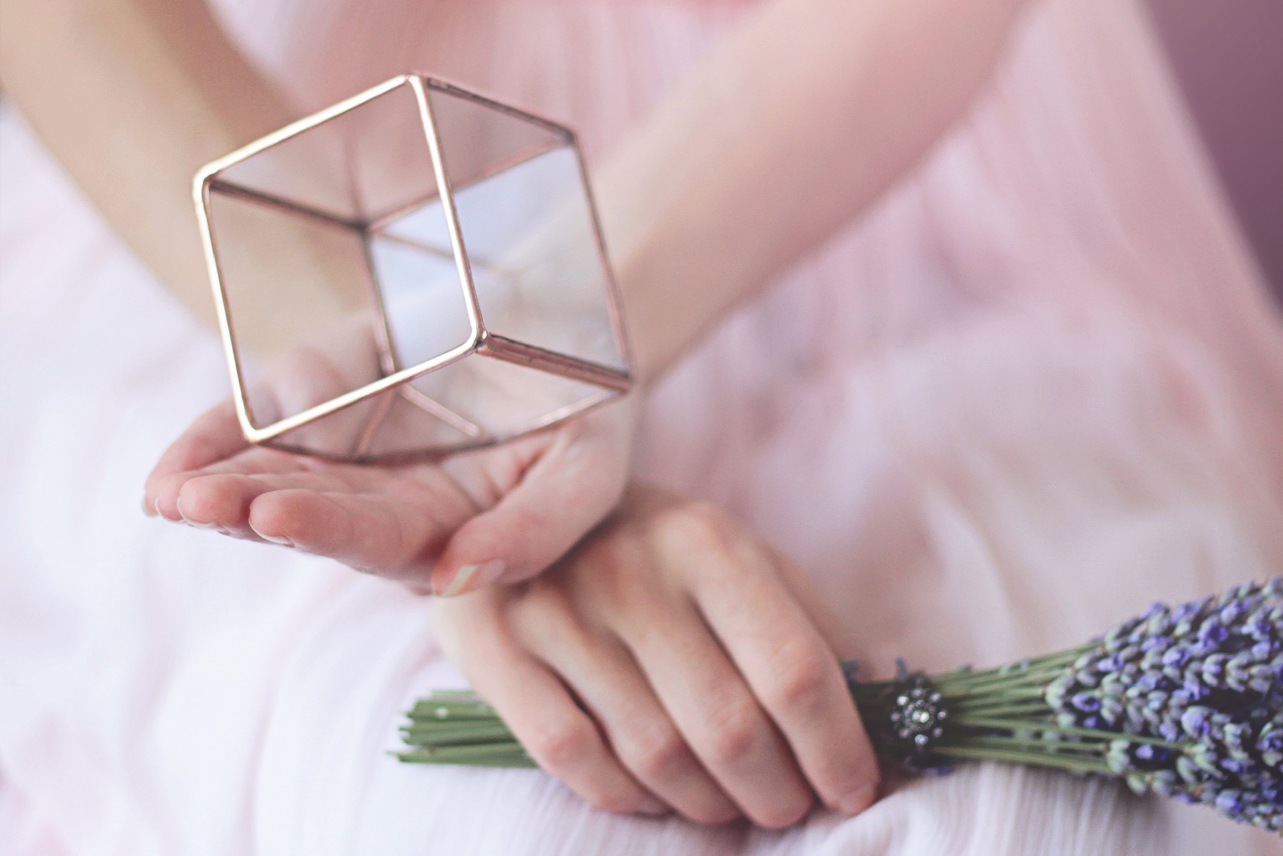 Elegant Stained Glass Geometric Wedding Ring Box - Copper, Silver & Black Cube Ring Bearer Box for Ceremonies | Perfect for Engagement, Vow Renewal & Gift Giving