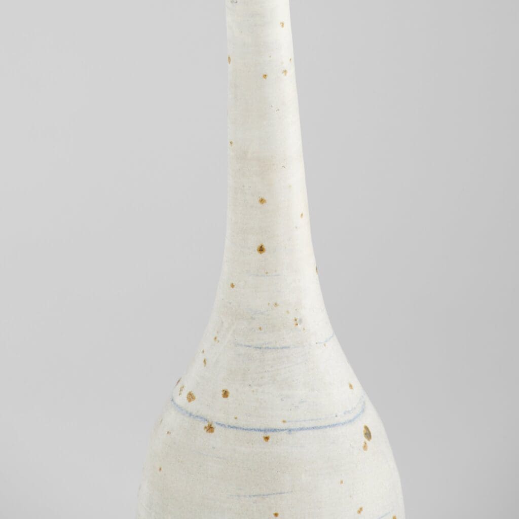 Cyan Design 11410 Gannet Vase - Large Off White Ceramic Vase for Home Decor, Wedding Centerpiece & Living Room Table Decor