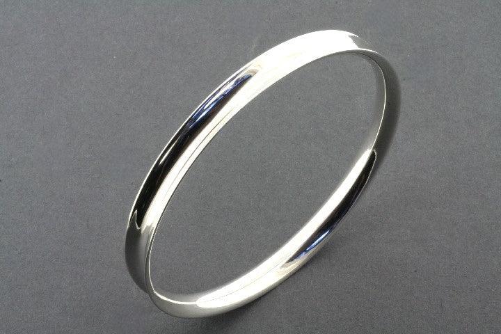 Concave Edge Circle Bangle - Sterling Silver Bracelet for Women | Elegant Jewelry for Everyday Wear & Special Occasions