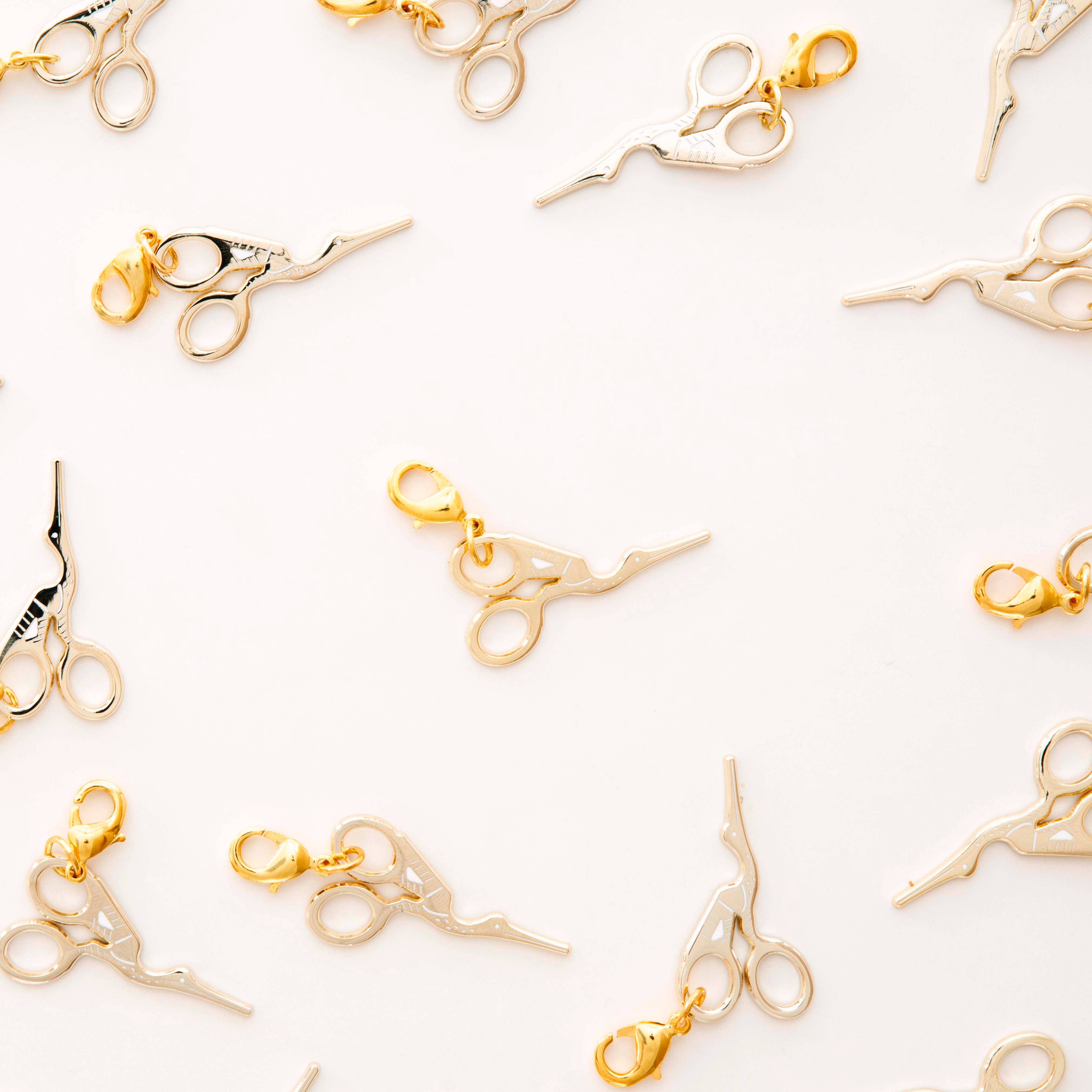 Gold Stork Embroidery Scissors Charm - Removable Zipper Pull for DIY Crafts, Sewing Projects & Keychain Accessories - Perfect for Gift Giving & Fashion Accessories