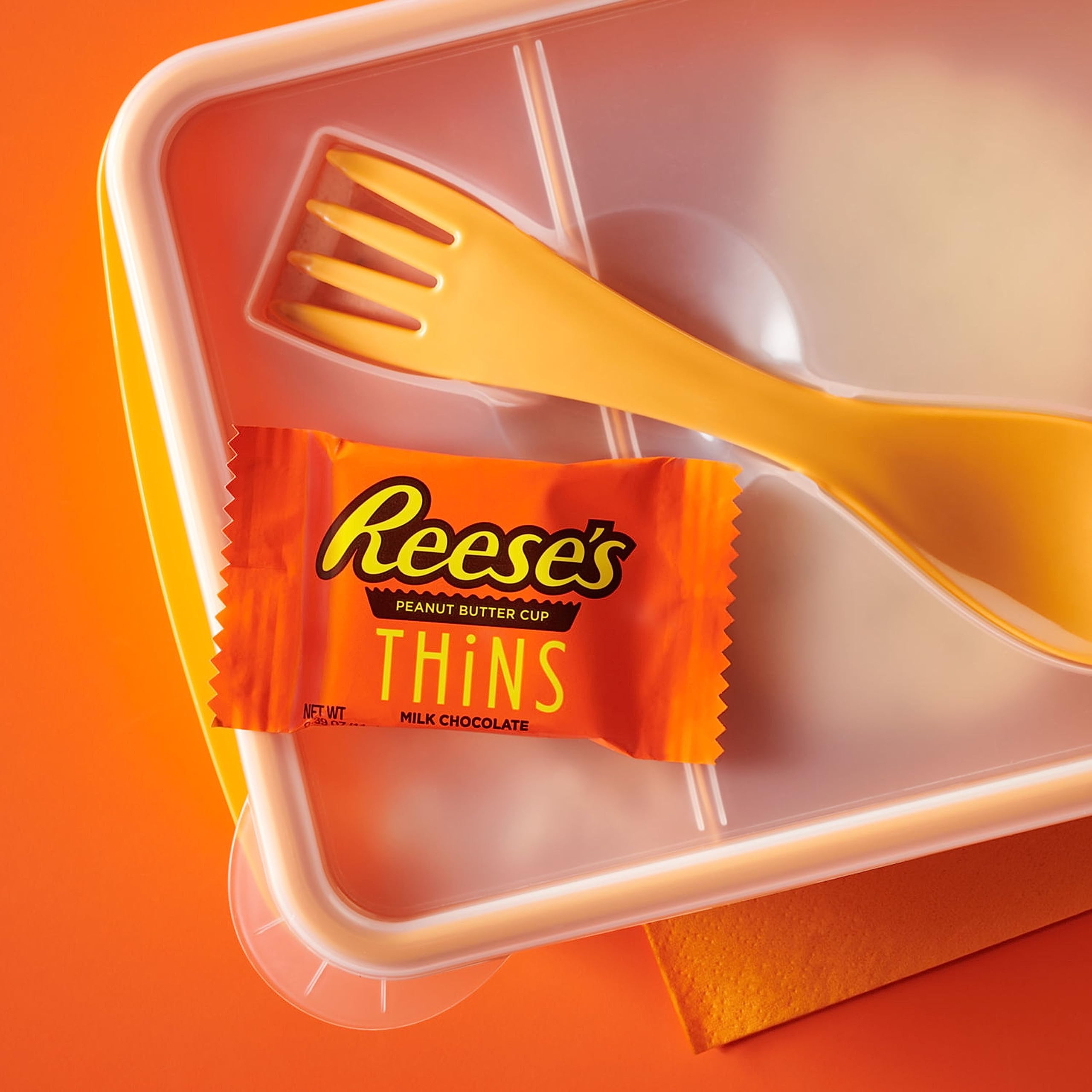 Reese's THiNS Milk Chocolate Peanut Butter Cups - 24.05 oz Candy Party Pack | Bulk Chocolate Candy for Halloween, Christmas, Birthday Parties & Office Treats