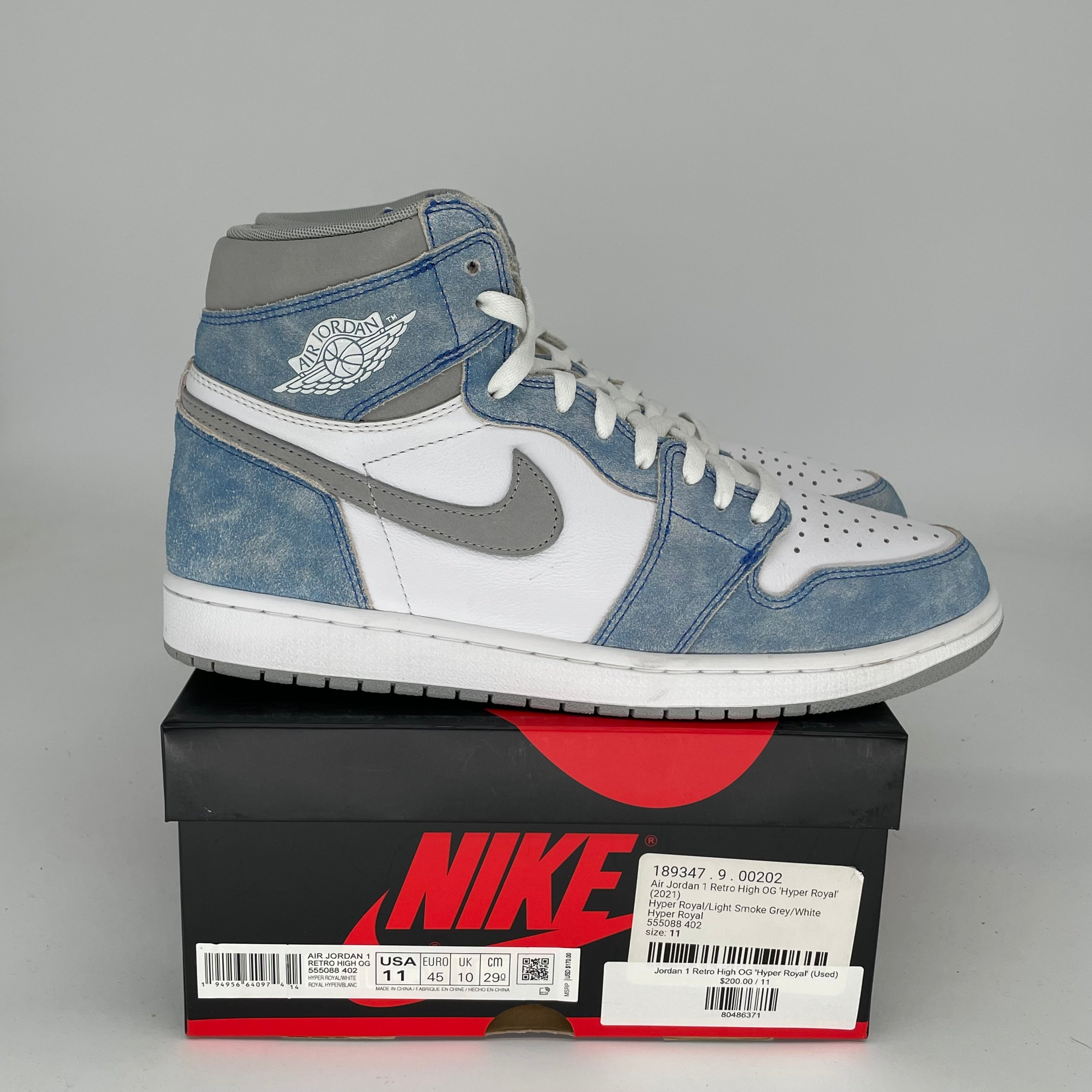 AIR JORDAN 1 HYPER ROYAL Men's Basketball Shoes Size 11 - 555088-402 | Retro High Tops for Streetwear & Sneaker Collection | Perfect for Casual Wear, Sports & Fashion Outfits