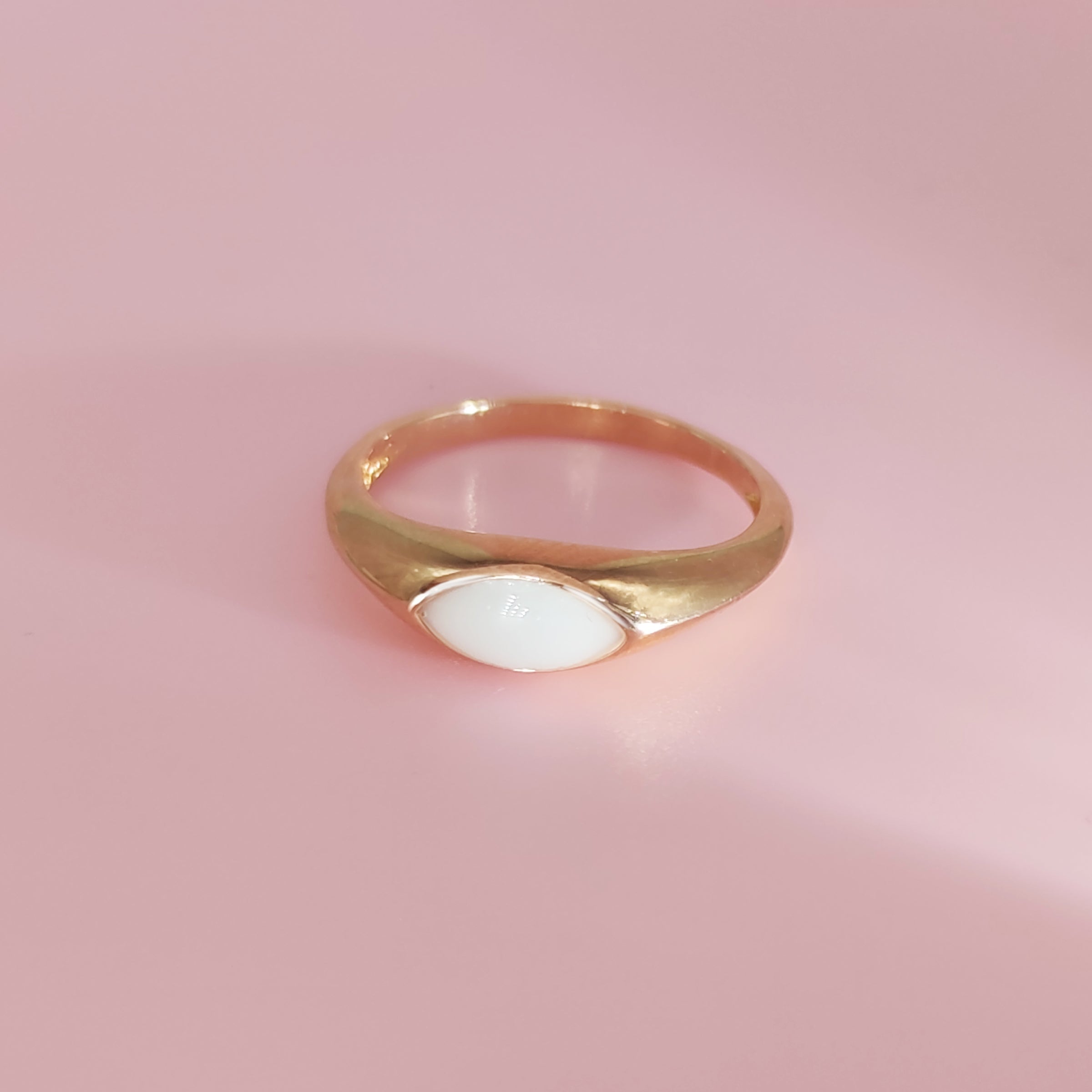 Eternal Embrace Breastmilk Ring - Handmade Memorial Jewelry for Mothers - Perfect for Keeping Precious Memories Close, Ideal for Nursing Moms & Breastfeeding Remembrance