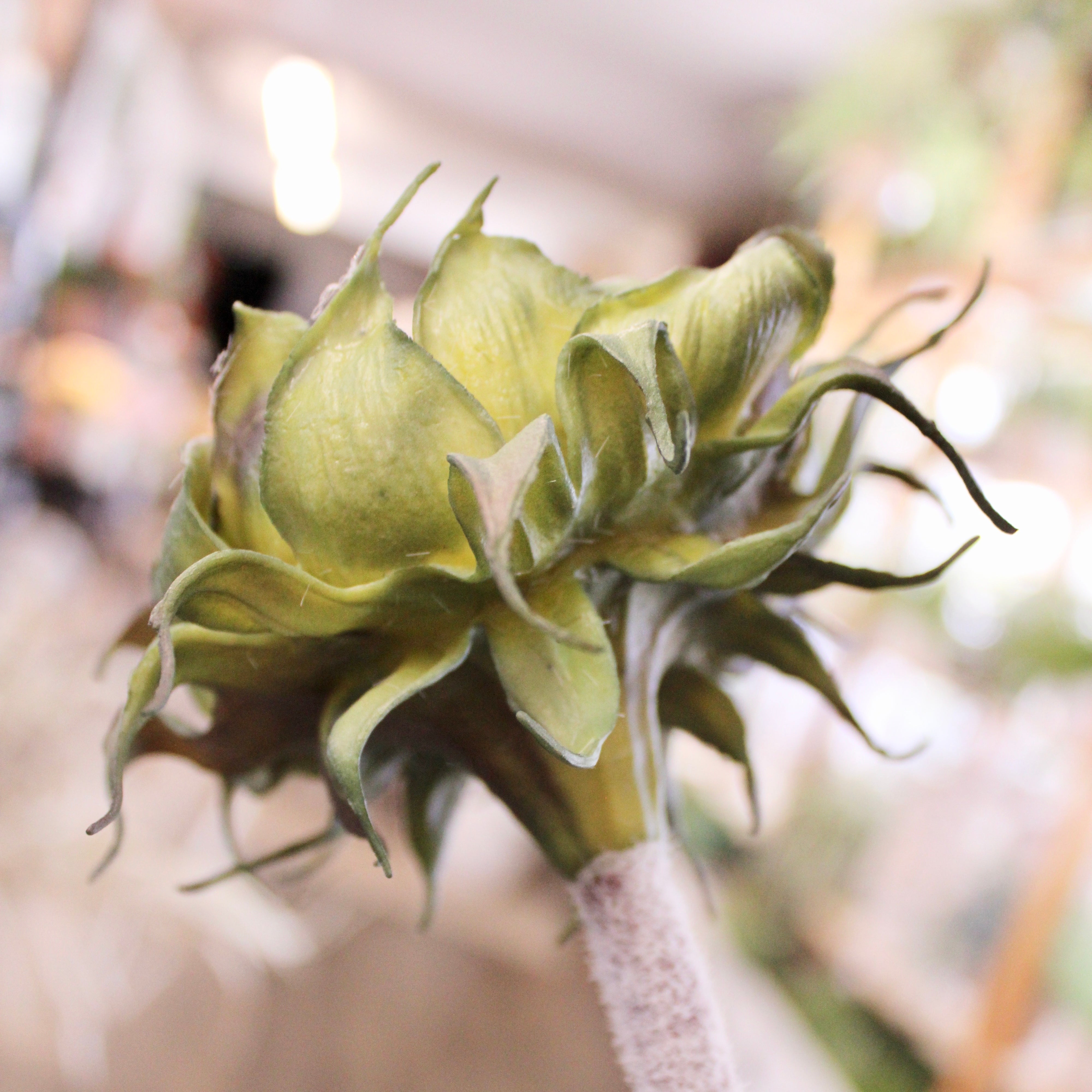 Premium Black Sunflower Stems - Bulk Artificial Sunflower Stalks for Home Decor, Wedding Bouquets, and Floral Arrangements - Perfect for DIY Crafts, Centerpieces, and Party Decorations