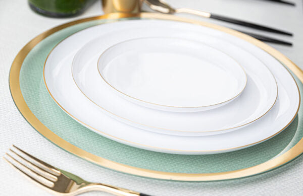 20-Piece Elegant White & Gold Round Plastic Dinnerware Set - Premium Disposable Plates, Bowls, Cups & Cutlery for 10 Guests - Perfect for Weddings, Parties, Catering & Outdoor Events