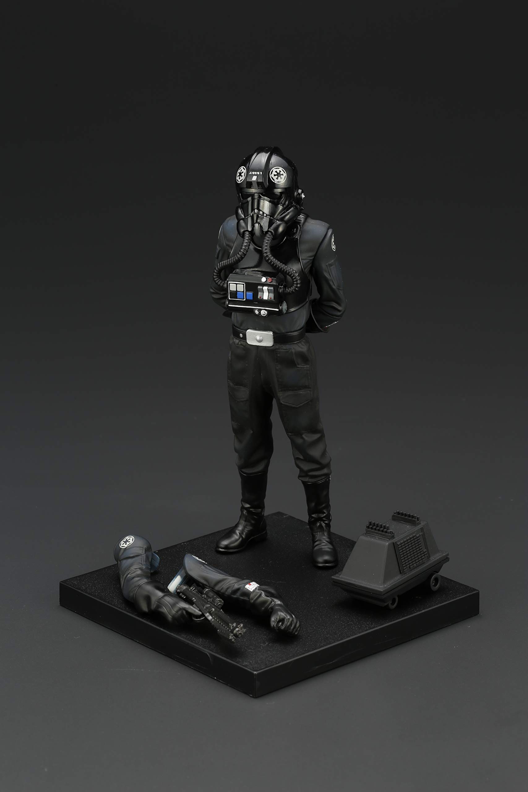 Amazon Exclusive Star Wars A New Hope Tie Fighter Pilot Backstabber & Mouse Droid PVC Statue - Collectible Multicolor Action Figure for Display, Gifts & Star Wars Fans