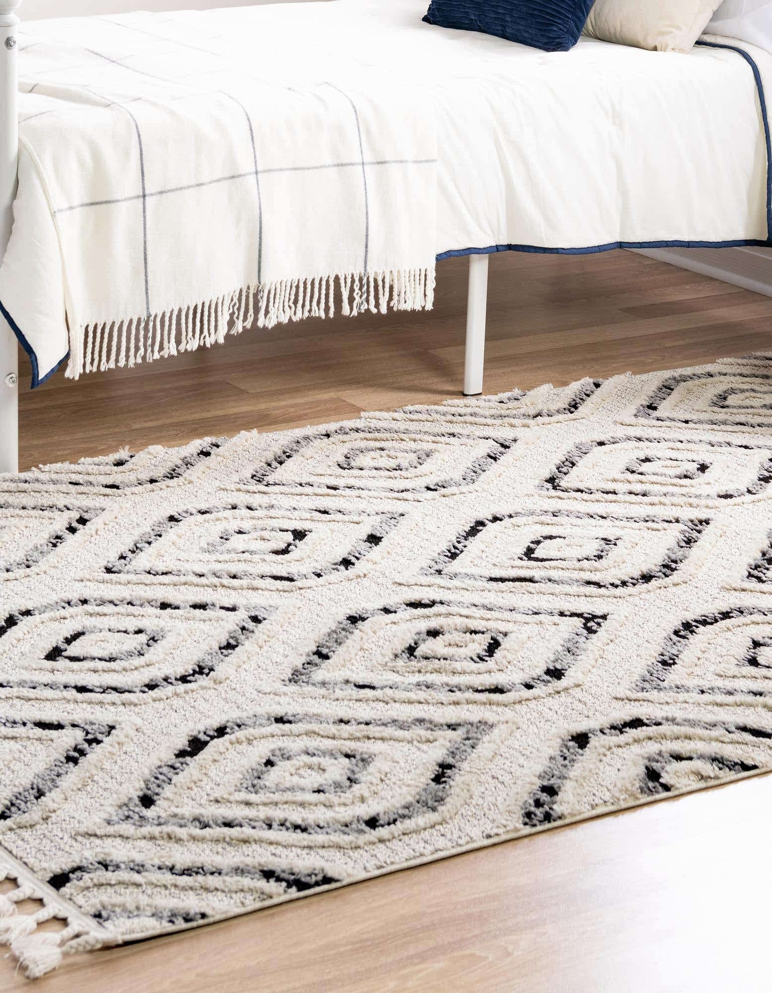 Unique Loom Cherokee Collection Area Rug - Gatlinburg Black & White 9x12 Feet Rectangle Rug for Living Room, Bedroom & Office | Soft & Durable Floor Covering
