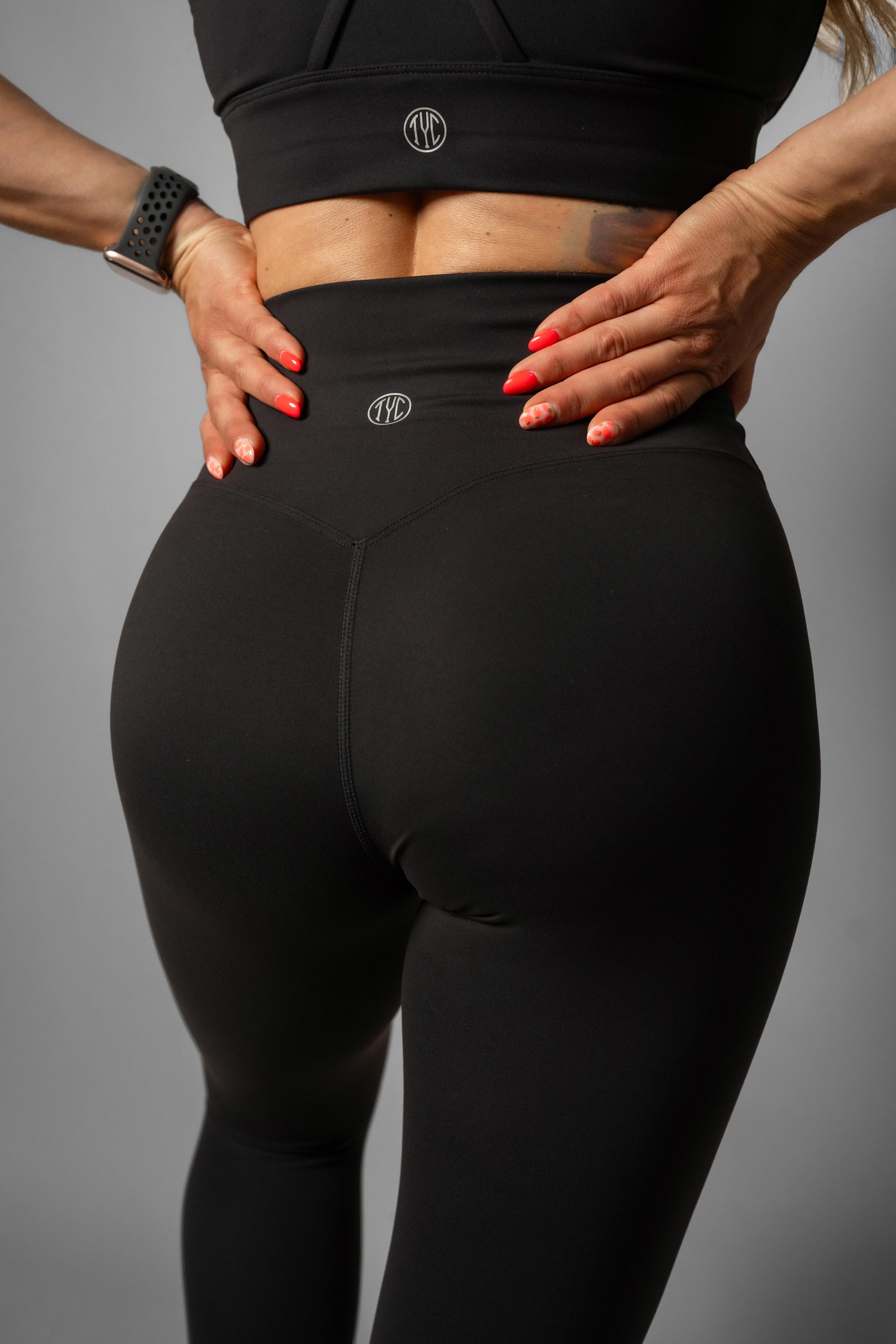 NEW Effortless Classic Capris for Women - Black | Comfortable Stretch Pants for Casual Wear, Workout & Travel