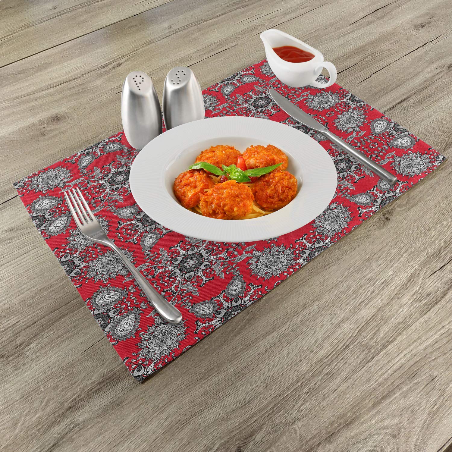 Ambesonne Red Mandala Place Mats Set of 4 - Washable Fabric Dining Table Mats with Classic Paisley Design for Kitchen & Dining Room Decor | Perfect for Holiday Dinners, Parties & Everyday Use (Scarlet White Black)