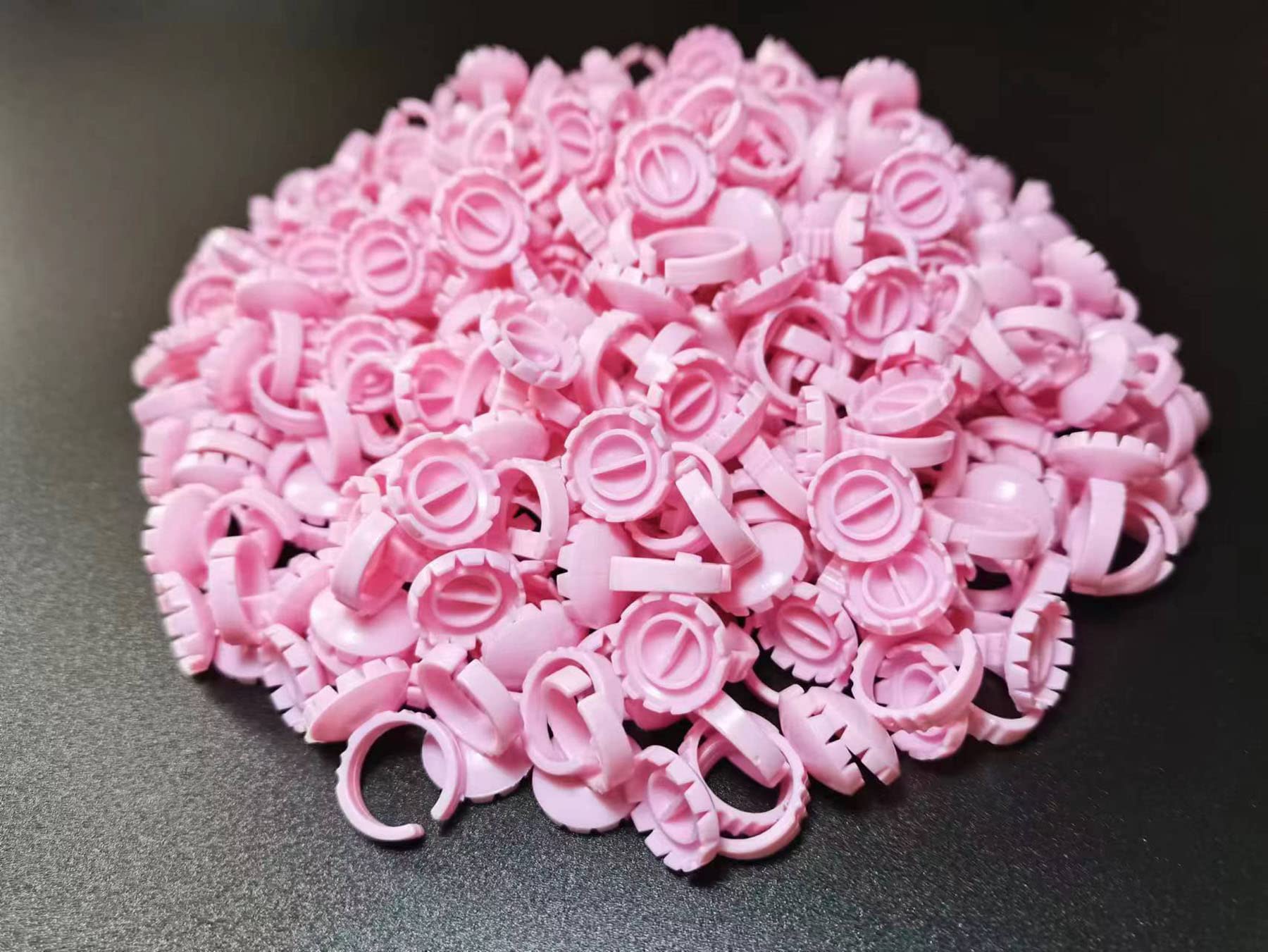 300PCS Disposable Eyelash Extension Glue Rings - Pink Lash Adhesive Holders for Professional & DIY False Eyelash Application - Perfect for Salon, Home Use & Beauty Enthusiasts