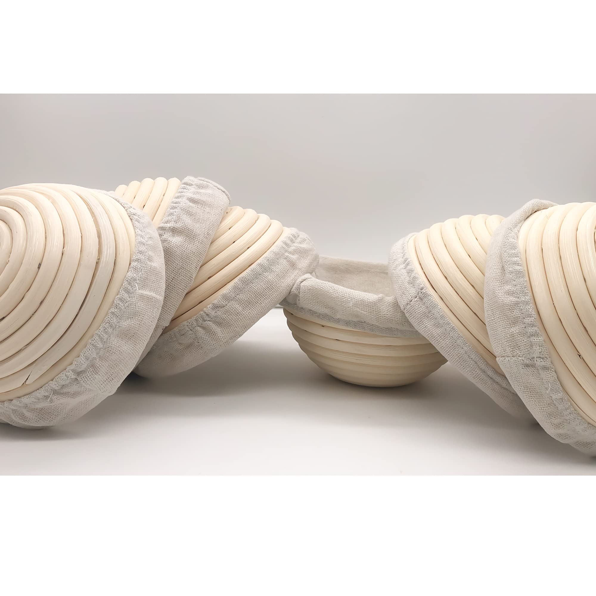 6-Piece Natural Rattan Brotform Banneton Proofing Basket Set - 5 Inch Round Bread Baking Basket for Sourdough, Artisan Bread & Homemade Dough (Perfect for Bread Making, Kitchen Baking & Gift Giving)