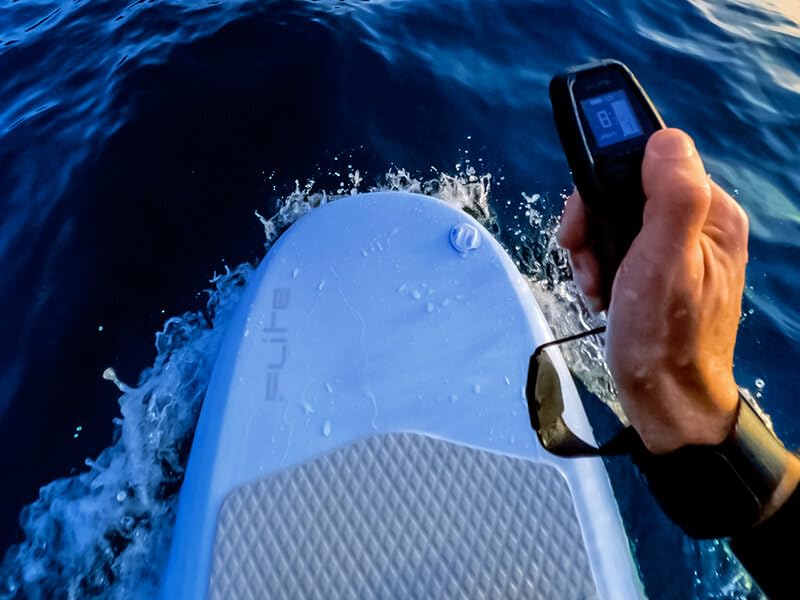 SmartBox - 1-Hour Fliteboard Lesson in Capri - Unique Gift for Men & Women - Fun Water Sports Experience - Perfect for Birthdays, Anniversaries & Adventure Lovers