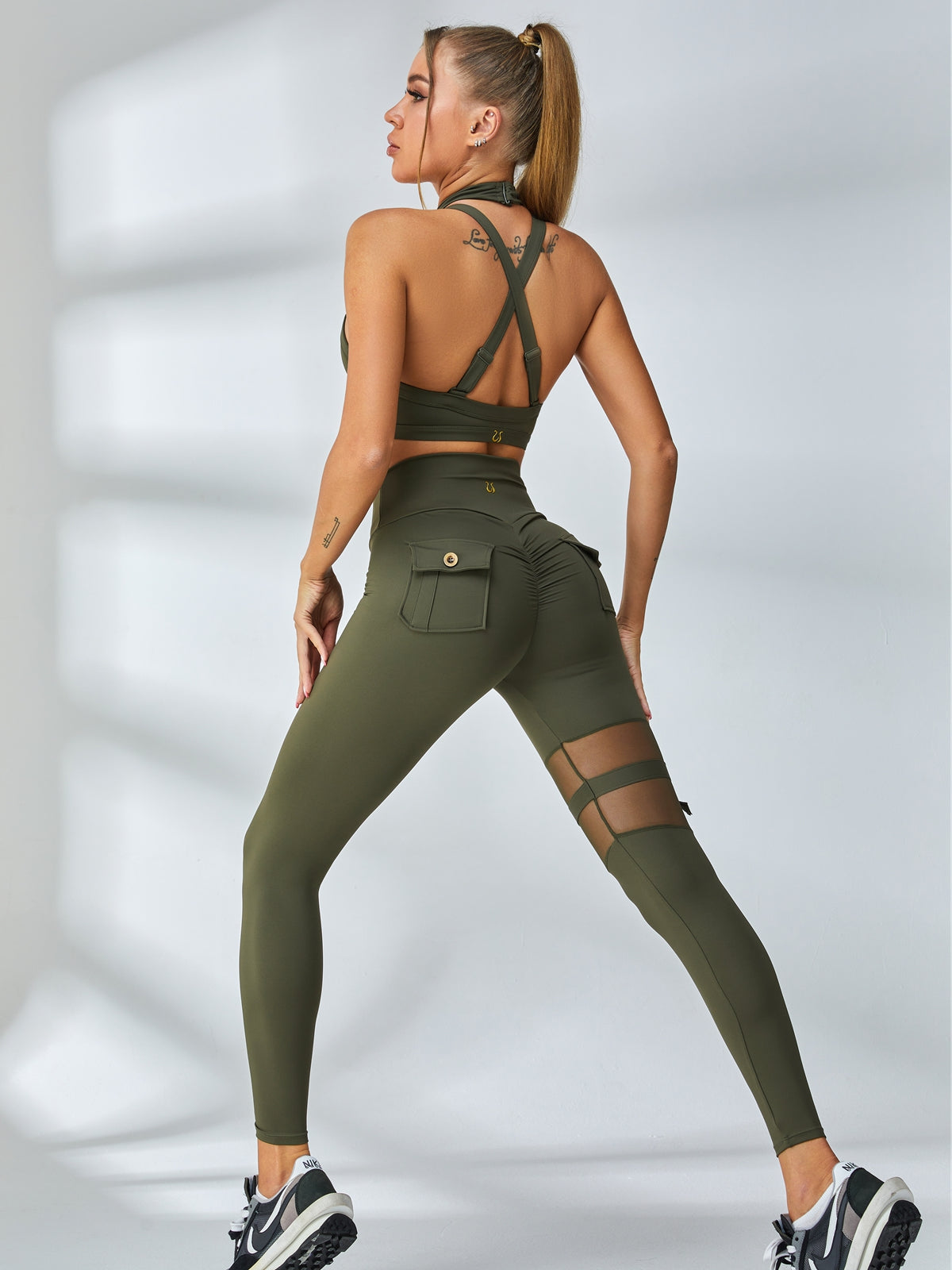 ZASUWA Women's High Waisted Cut Out Mesh Pocket Scrunch Butt Lifting Leggings - Gym Workout, Yoga, Running & Casual Wear