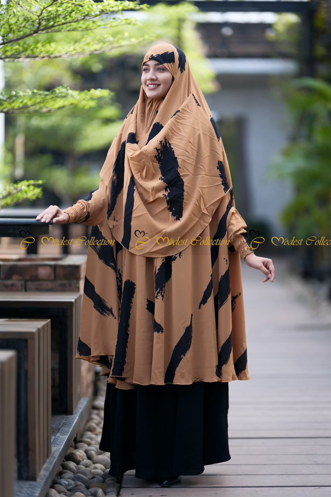 Elegant Printed Brown Georgette Khimar with Pockets - Perfect for Prayer, Modest Fashion, and Special Occasions