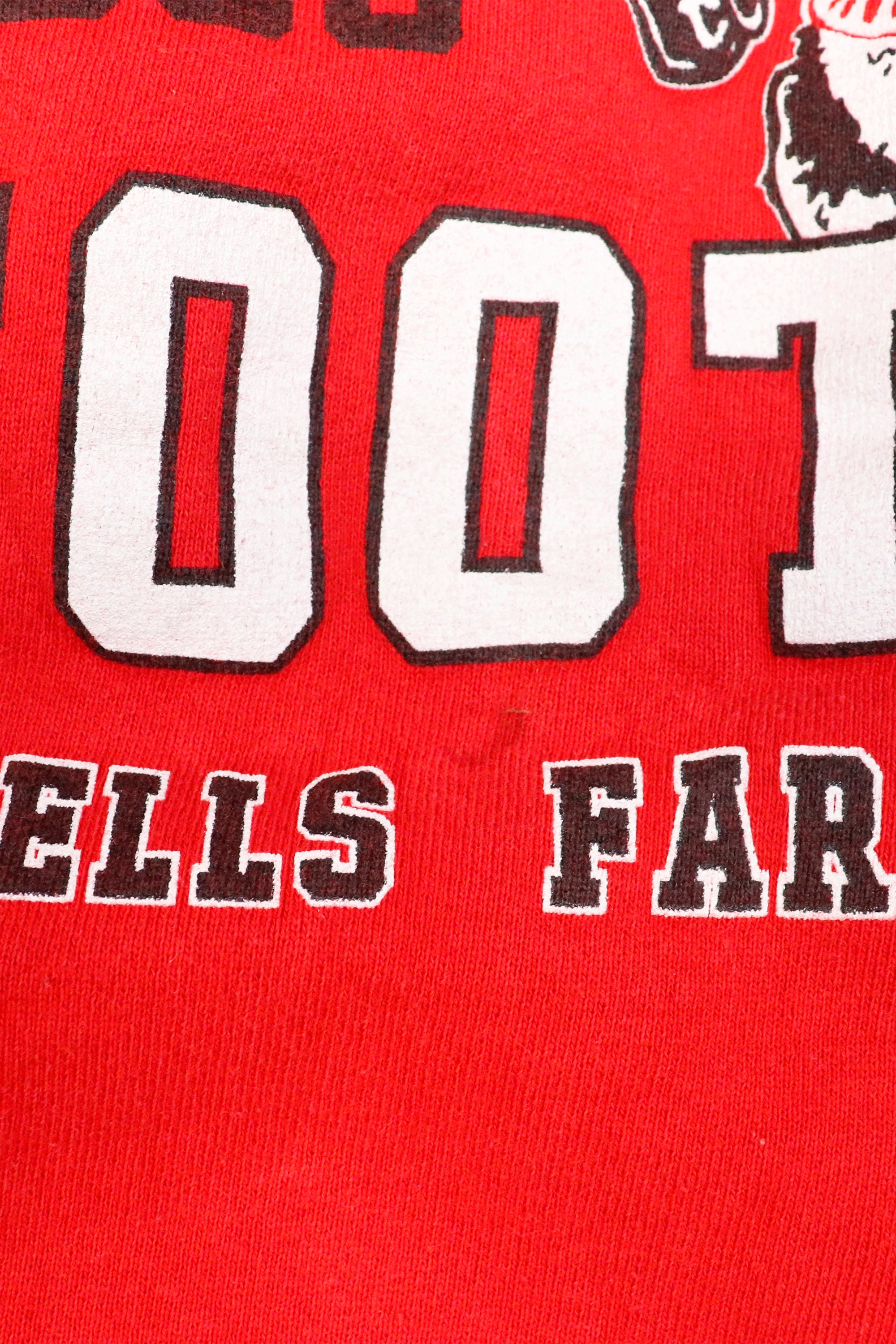 Vintage 2000 Wisconsin Wells Fargo Sun Bowl Sweatshirt - Retro College Football Fan Apparel - Perfect for Game Day, Tailgating & Vintage Clothing Collectors