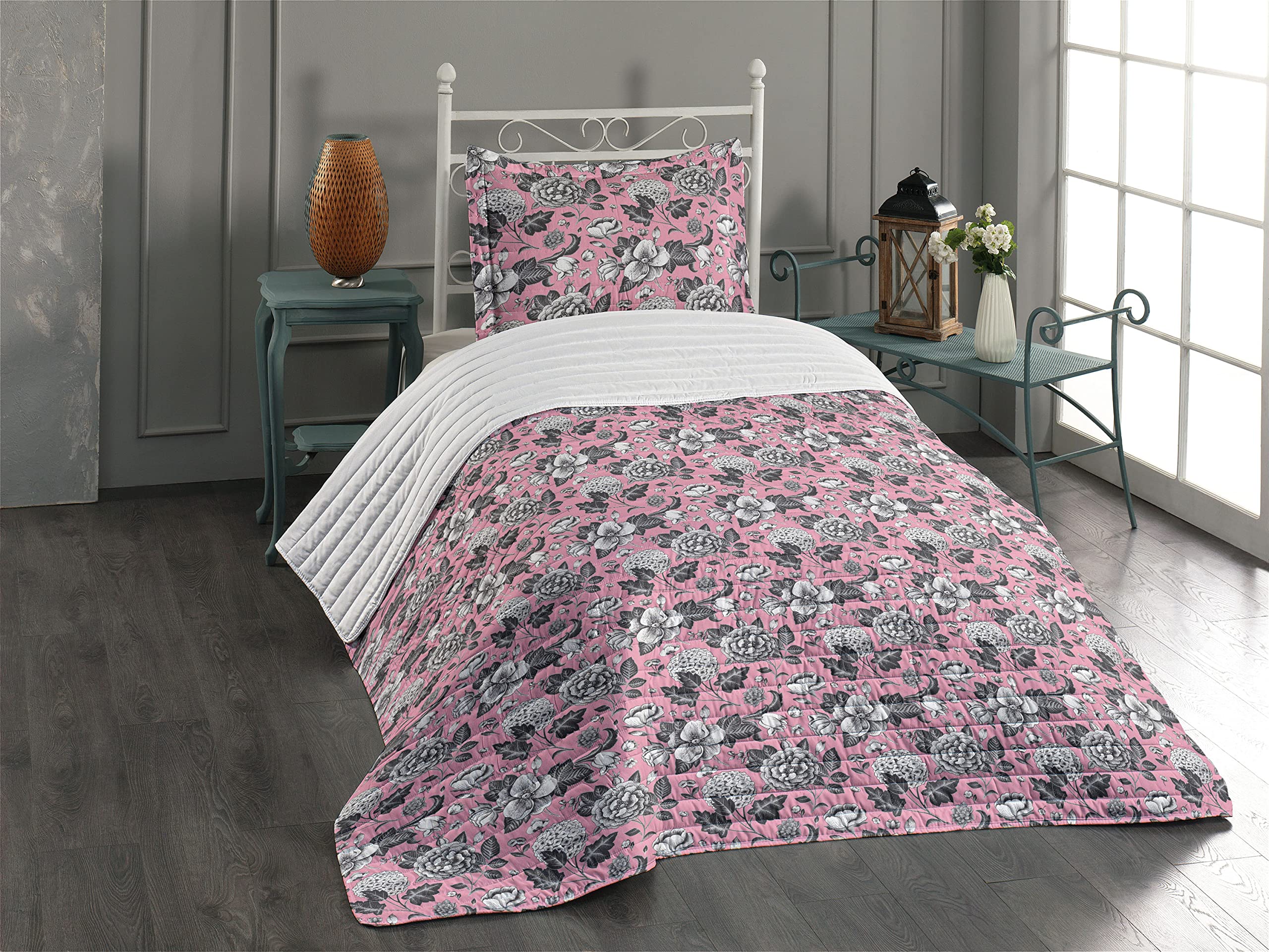 Ambesonne Floral Microfiber Bedspread Set - Vintage Garden Flowers with Tulips Leaves Design, Soft Twin Size Bedding Set with Pillow Sham & Comforter in Coral Black White | Perfect for Guest Rooms, Master Bedrooms & Bohemian Home Decor