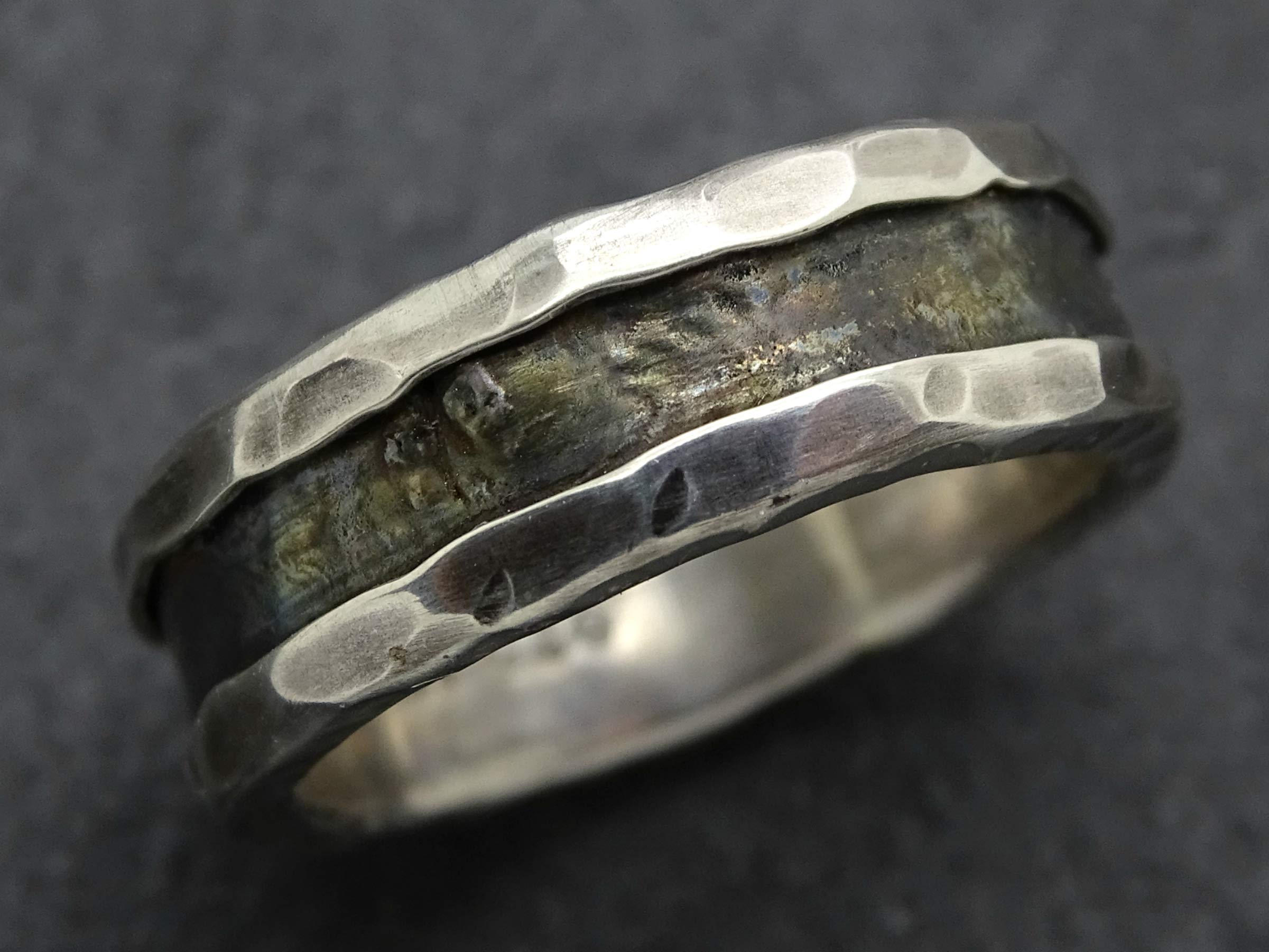Viking Wedding Band in White Gold for Men - Durable Mens Gold Ring, Molten Gold Silver Engagement Ring, Perfect Anniversary Gift for Him - Ideal for Weddings, Engagements, and Special Occasions