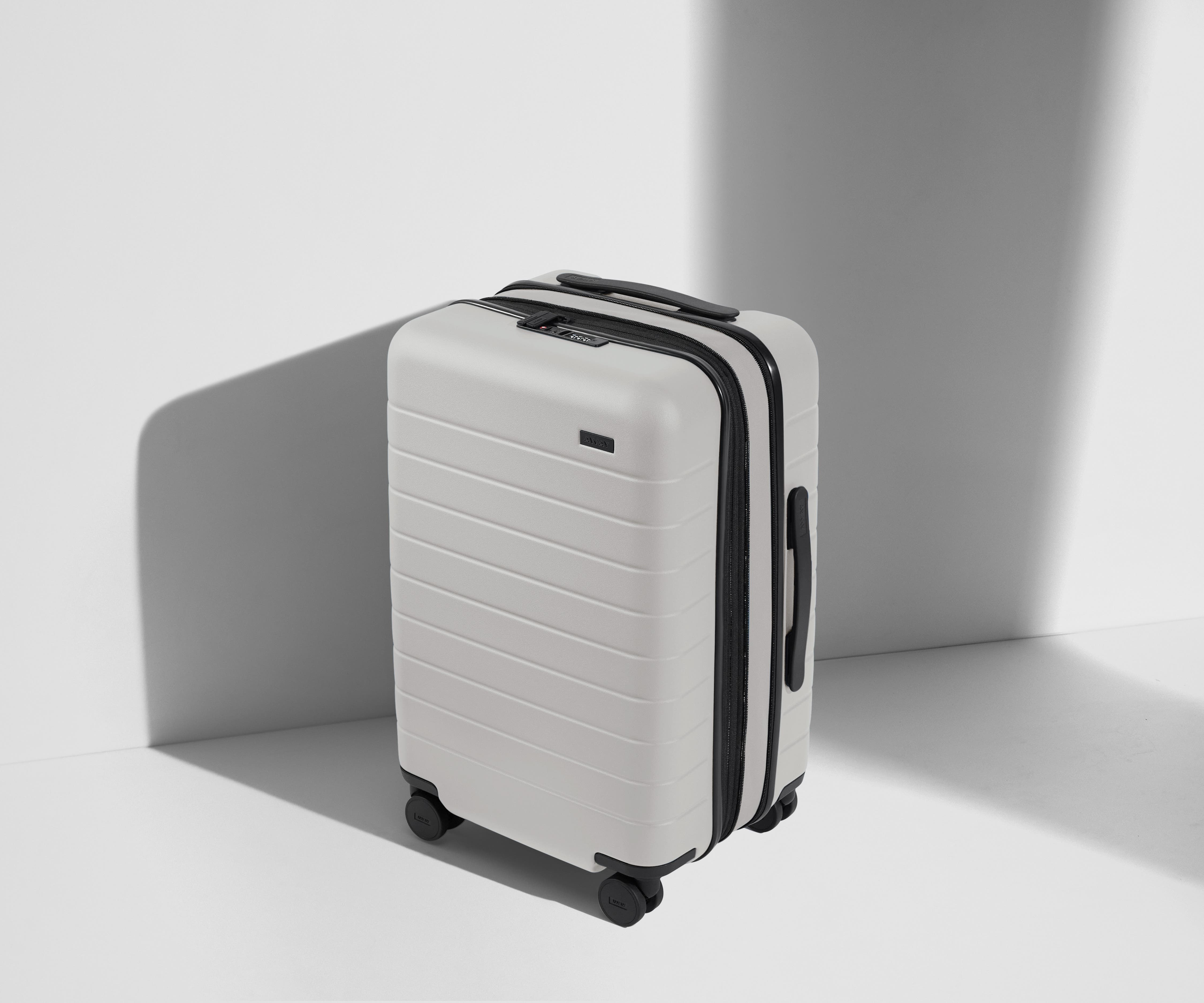 The Carry On Flex in Cloud Gray - Lightweight Expandable Luggage for Travel, Business & Weekend Getaways - Perfect for Airplane Overhead Bins & Road Trips