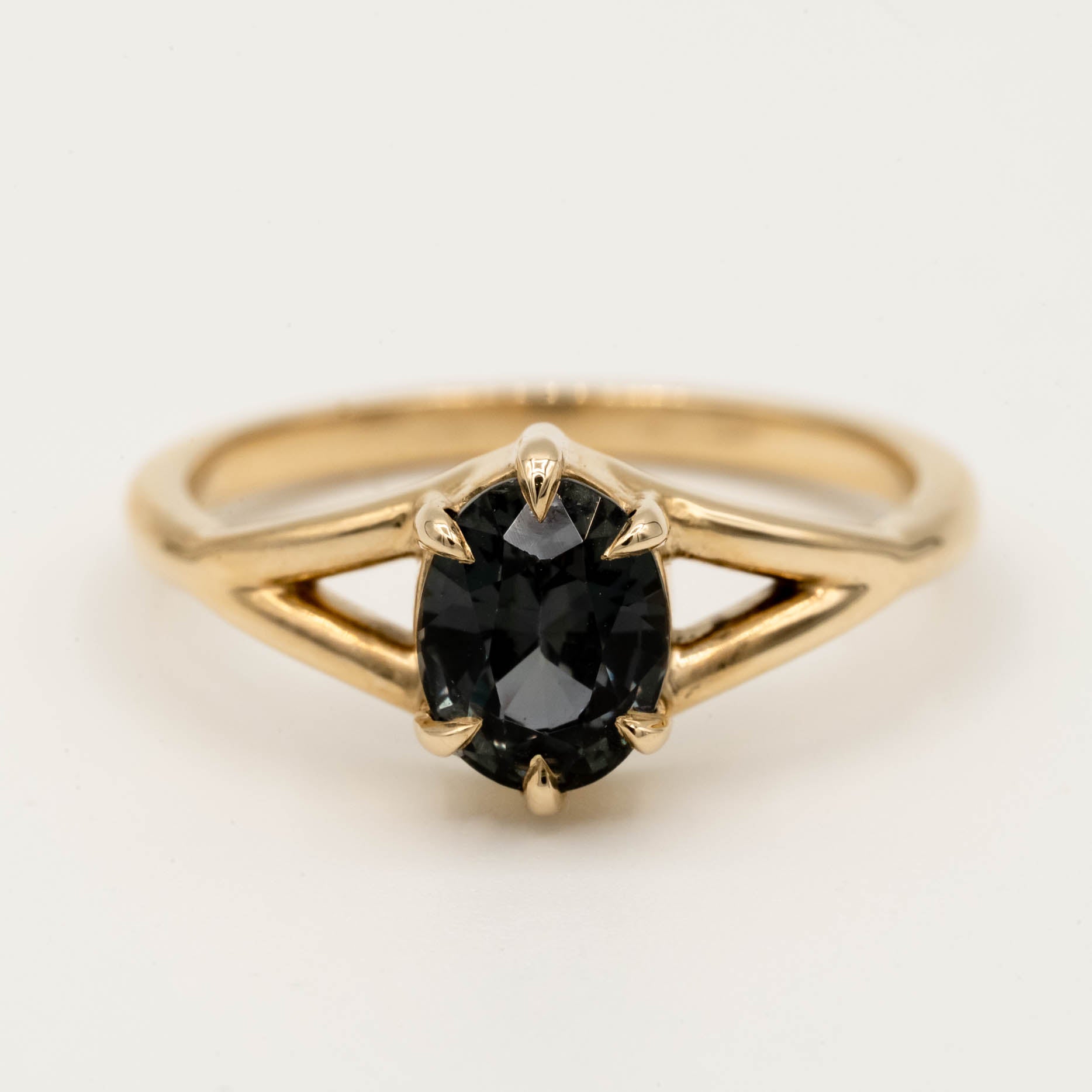 1.53ct Oval Sapphire Engagement Ring in 14k Yellow Gold - Juniper Style for Romantic Proposals & Anniversaries