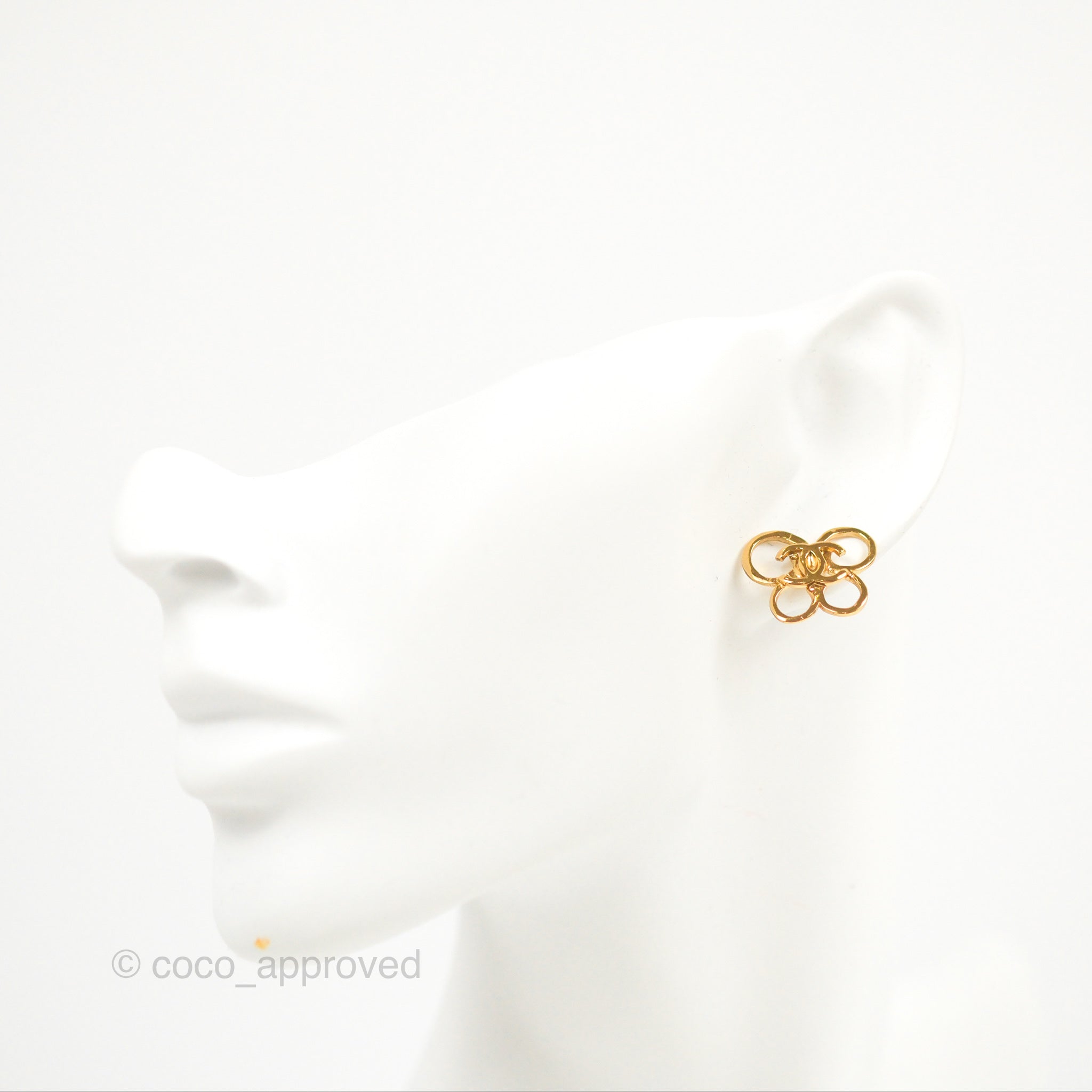 Chanel CC Butterfly Earrings in Gold Tone - 22S Collection | Luxury Fashion Jewelry for Women, Perfect for Parties, Weddings & Special Occasions