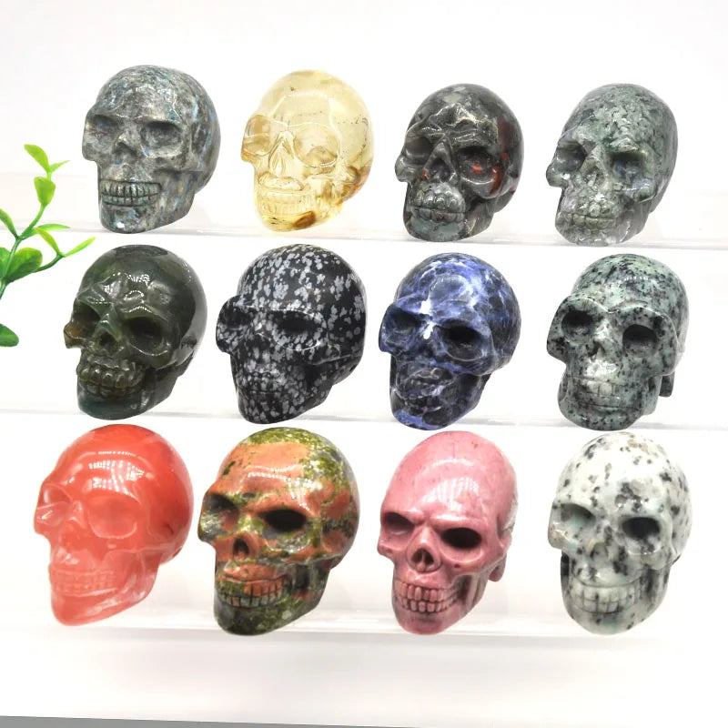 2 Pack Skull Statue - Natural Stone Healing Crystal Hand Carved Home Decor, Wicca Energy Chakra Healing Gem Figurine - Perfect for Meditation, Altar Display & Spiritual Gift Giving