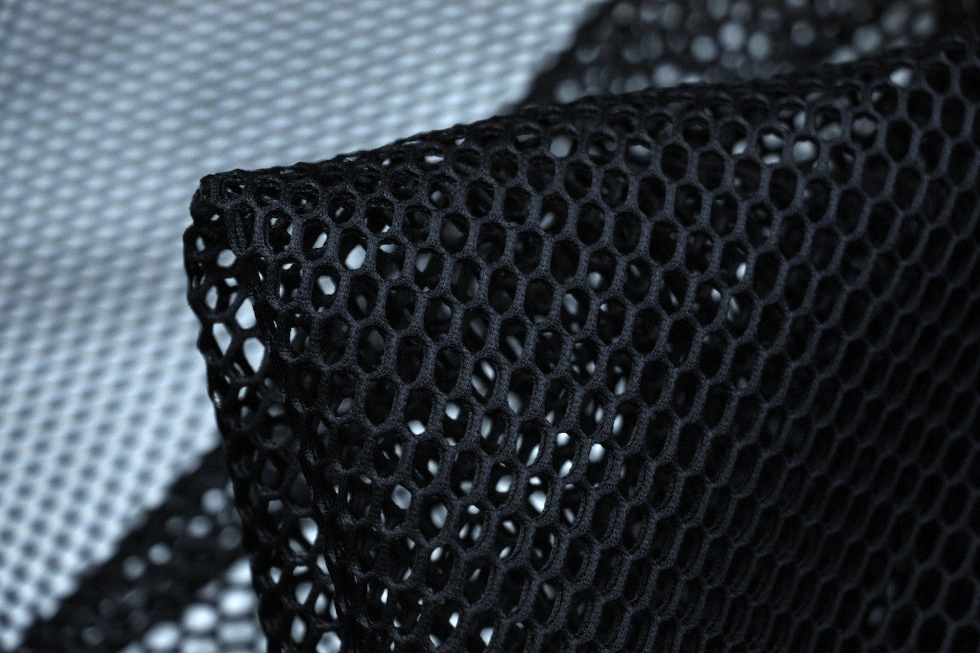Black Pop Art Webbing - Durable & Stylish Elastic Straps for Bags, Shoes & DIY Crafts - Perfect for Fashion Accessories & Home Decor Projects