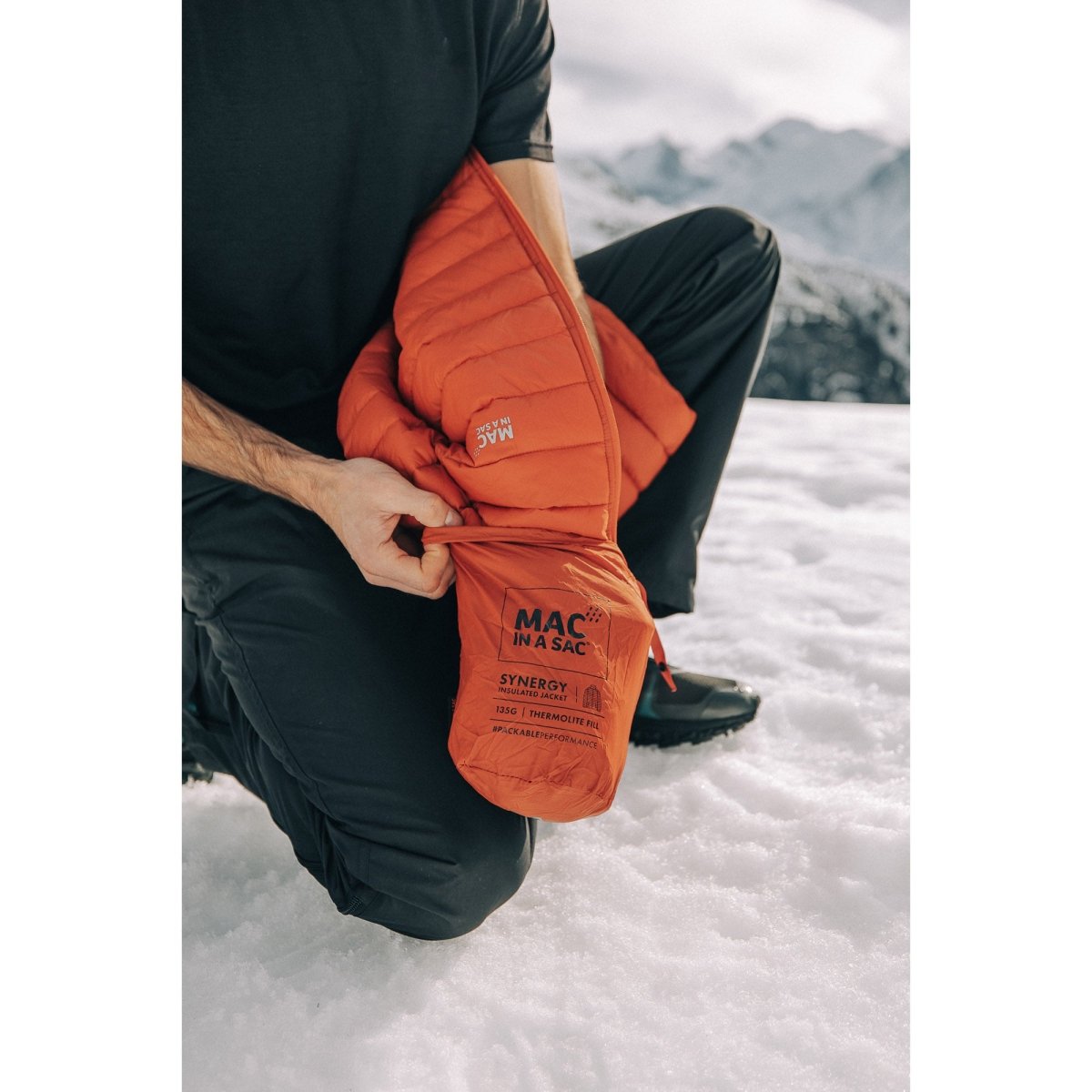 Mac In A Sac Synergy Men's Insulated Packable Jacket - Lightweight Waterproof Winter Coat for Hiking, Travel & Outdoor Activities