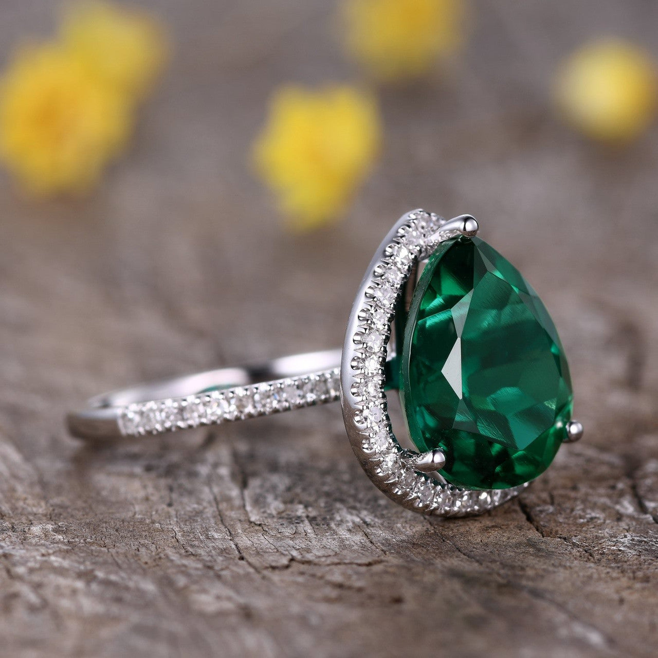 3 Carat Green Emerald Statement Ring - 10x12mm Pear Teardrop Shape Women's Cocktail Ring for Wedding, Party & Special Occasions