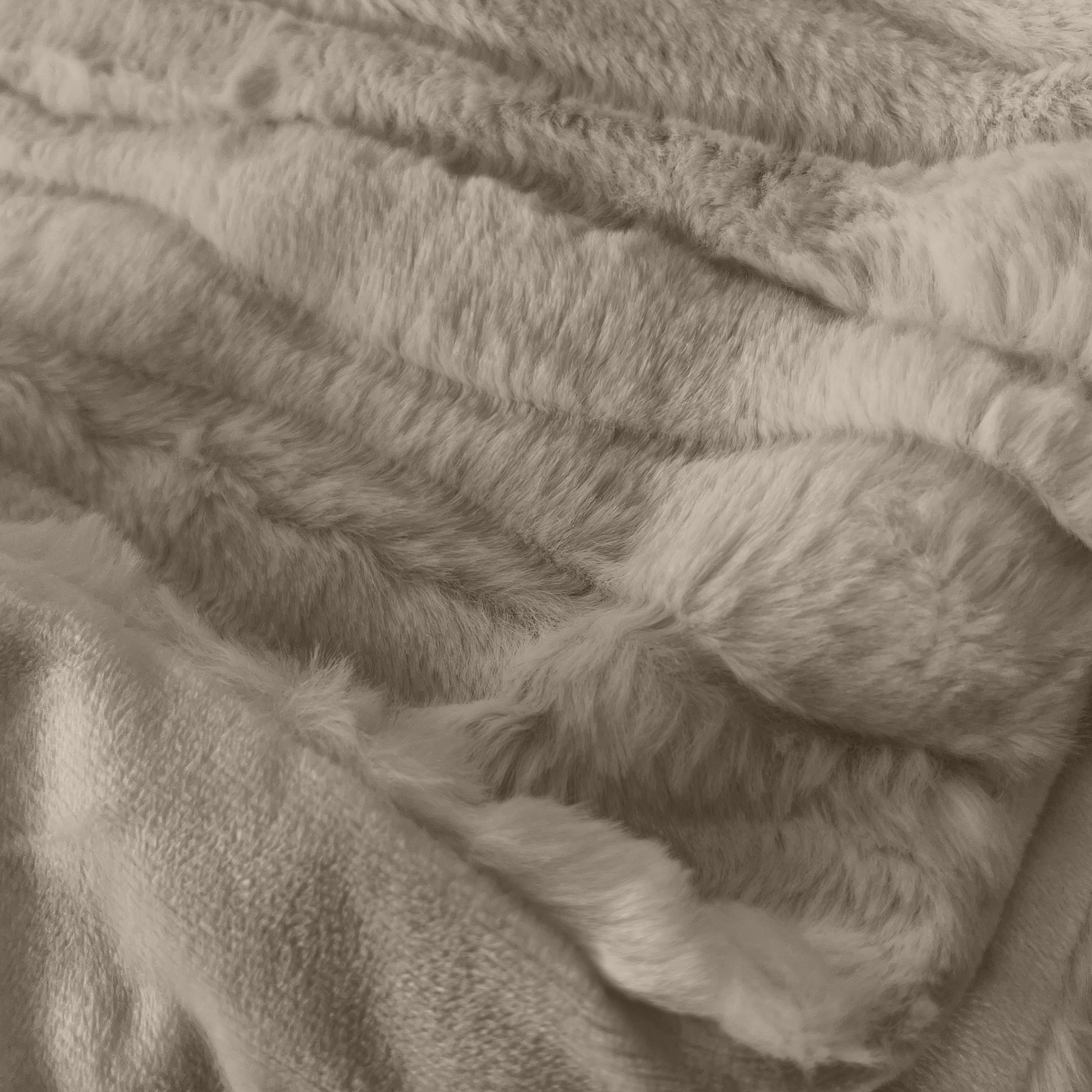 Juliet Throw Blanket 130x170cm (51x67 inches) - Soft & Cozy Warm Taupe Color - Perfect for Sofa, Bed, Couch & Winter Nights
