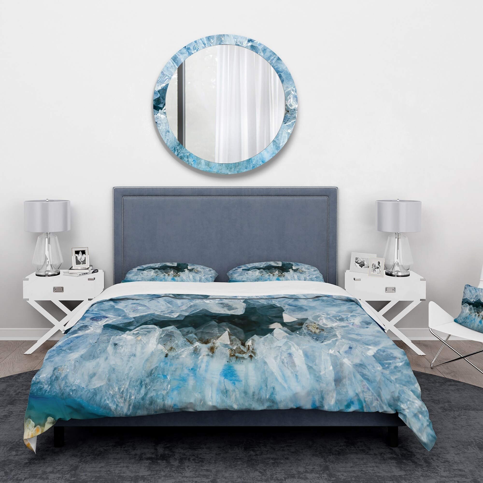 Designart 'Geode Interior with Light Blue Crystals' Mid-Century Modern Bedding Set - King Duvet Cover & 2 Shams | Luxury Bohemian Bedroom Decor | Perfect for Master Bedrooms, Guest Rooms & Airbnb Styling