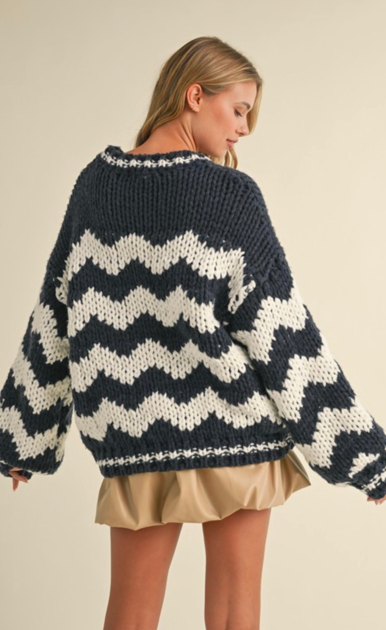 Cozy Striped Chunky Knit Sweater for Women - Soft Winter Pullover with Thick Yarn - Perfect for Casual Outfits, Layering & Cold Weather Fashion