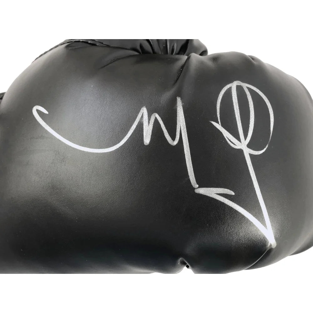 Miguel Cotto Autographed Everlast Boxing Glove - Hand Signed with JSA COA - Black - Perfect for Boxing Memorabilia Collectors & Sports Fans Display