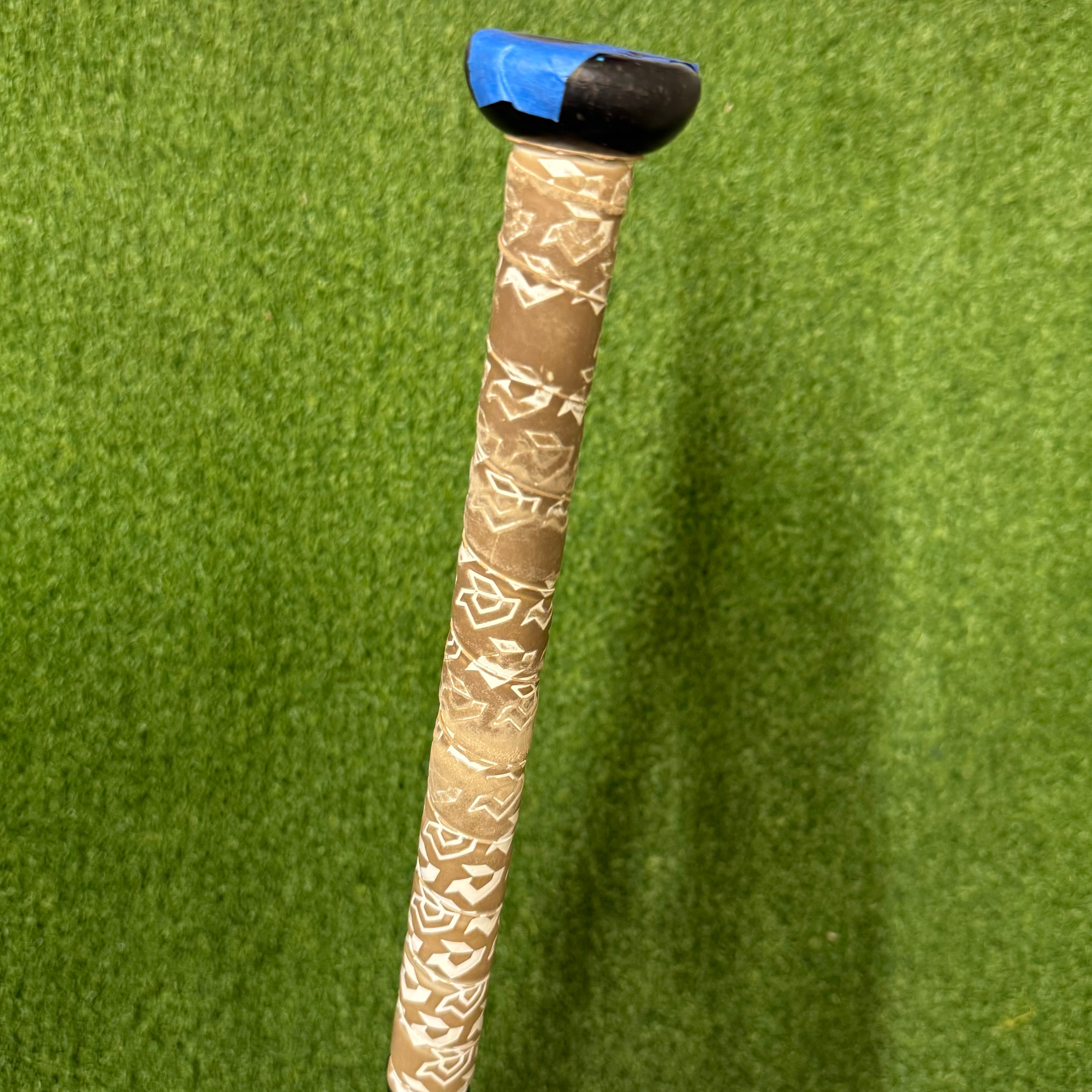 2023 DeMarini CF 11 Fastpitch Softball Bat - CFSS 23 Model (29/18 Size) | USED UB124 | Perfect for Competitive Fastpitch Games & Practice Sessions