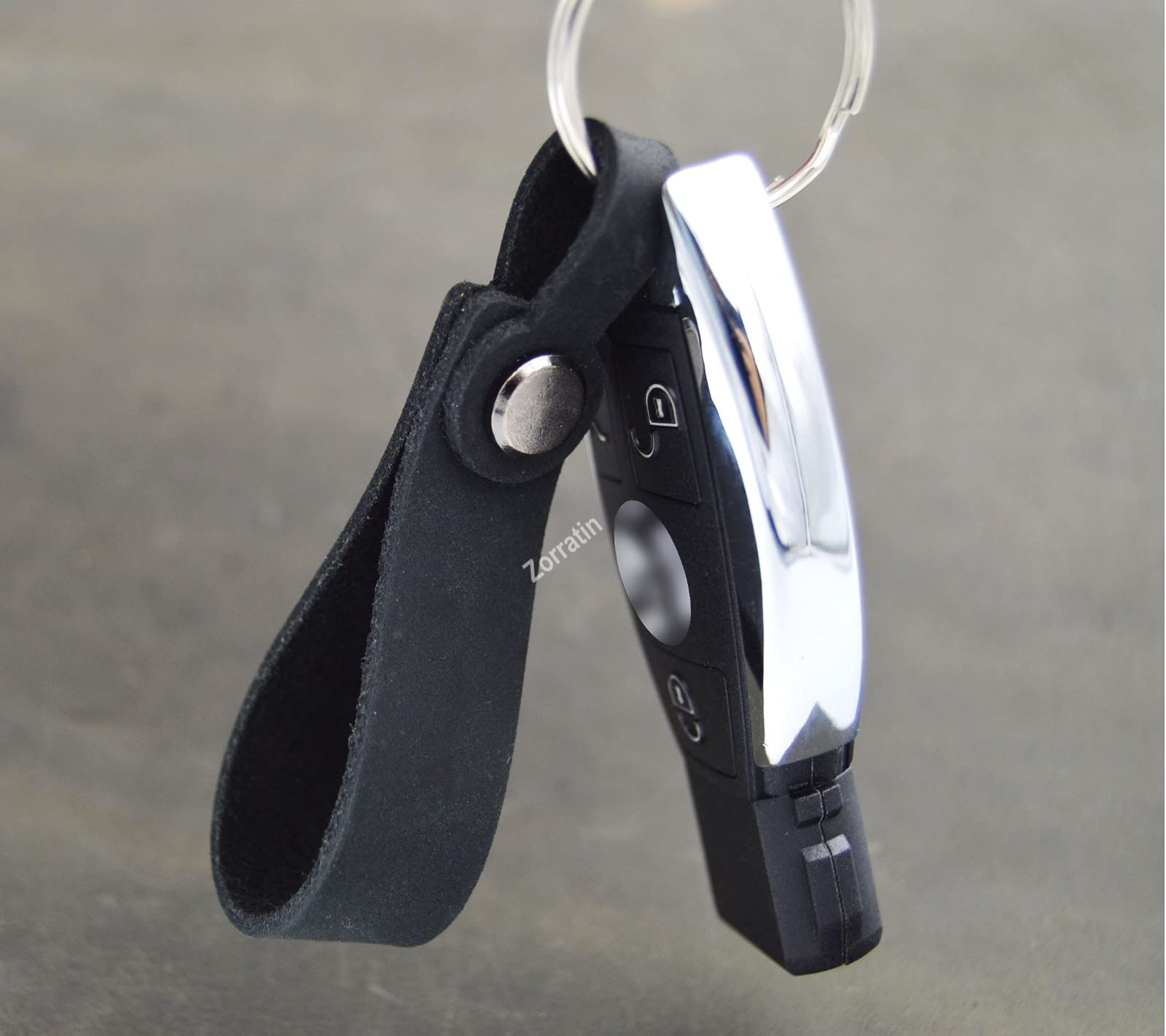 Vintage Crazy House Leather Keychain - Handmade Genuine Leather Key Ring for Men & Women - Perfect for Gifts, Travel, and Everyday Use