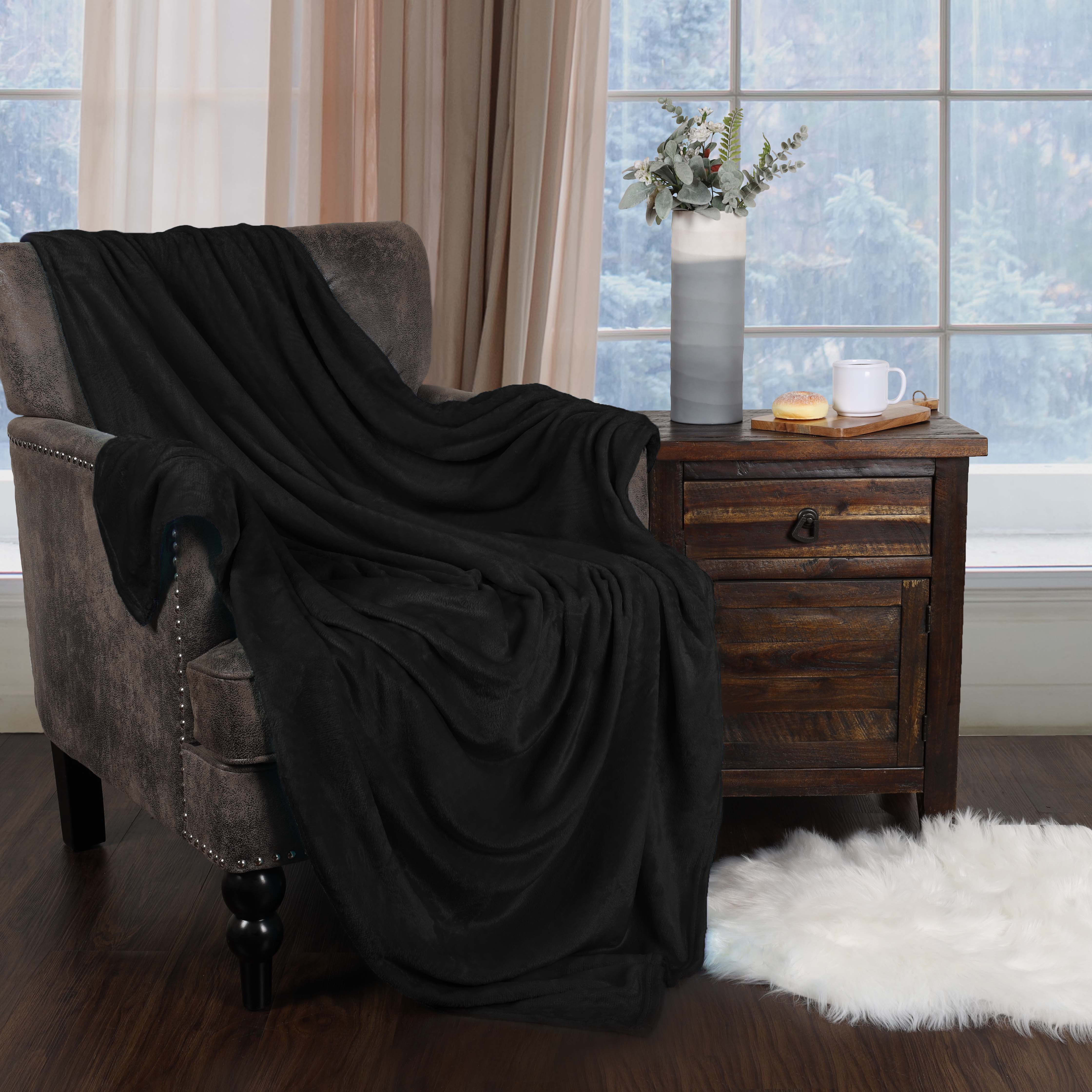 Soft Fleece Plush Blanket - Medium Weight Fluffy Cozy Throw for Couch, Bed & Home Decor - Perfect for Winter, Gifts & Relaxation