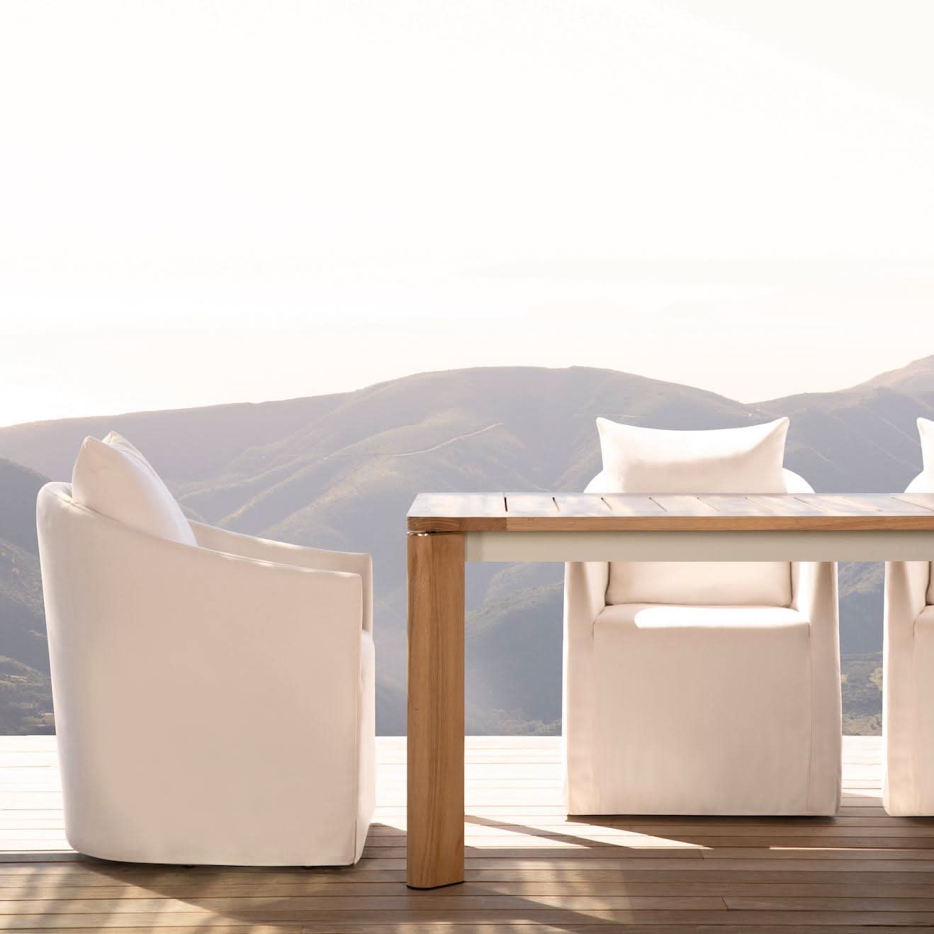 Elegant Cassis Dining Chair - Modern Upholstered Accent Chair for Kitchen, Dining Room, or Office - Comfortable & Stylish Seating Solution