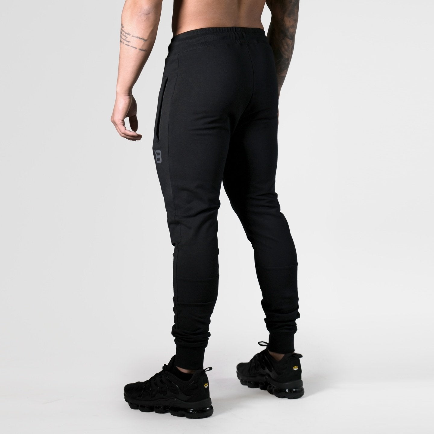 Better Bodies Tapered Joggers V2 - Men's Athletic Jogger Pants for Running, Gym & Casual Wear - Black Comfortable Workout Sweatpants