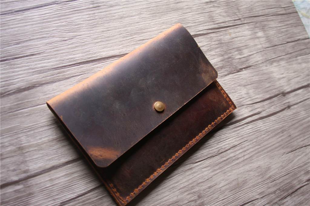 Personalized Leather Kindle Voyage Case Sleeve - Custom Name Engraved Protective Cover for Reading, Travel & Daily Commute