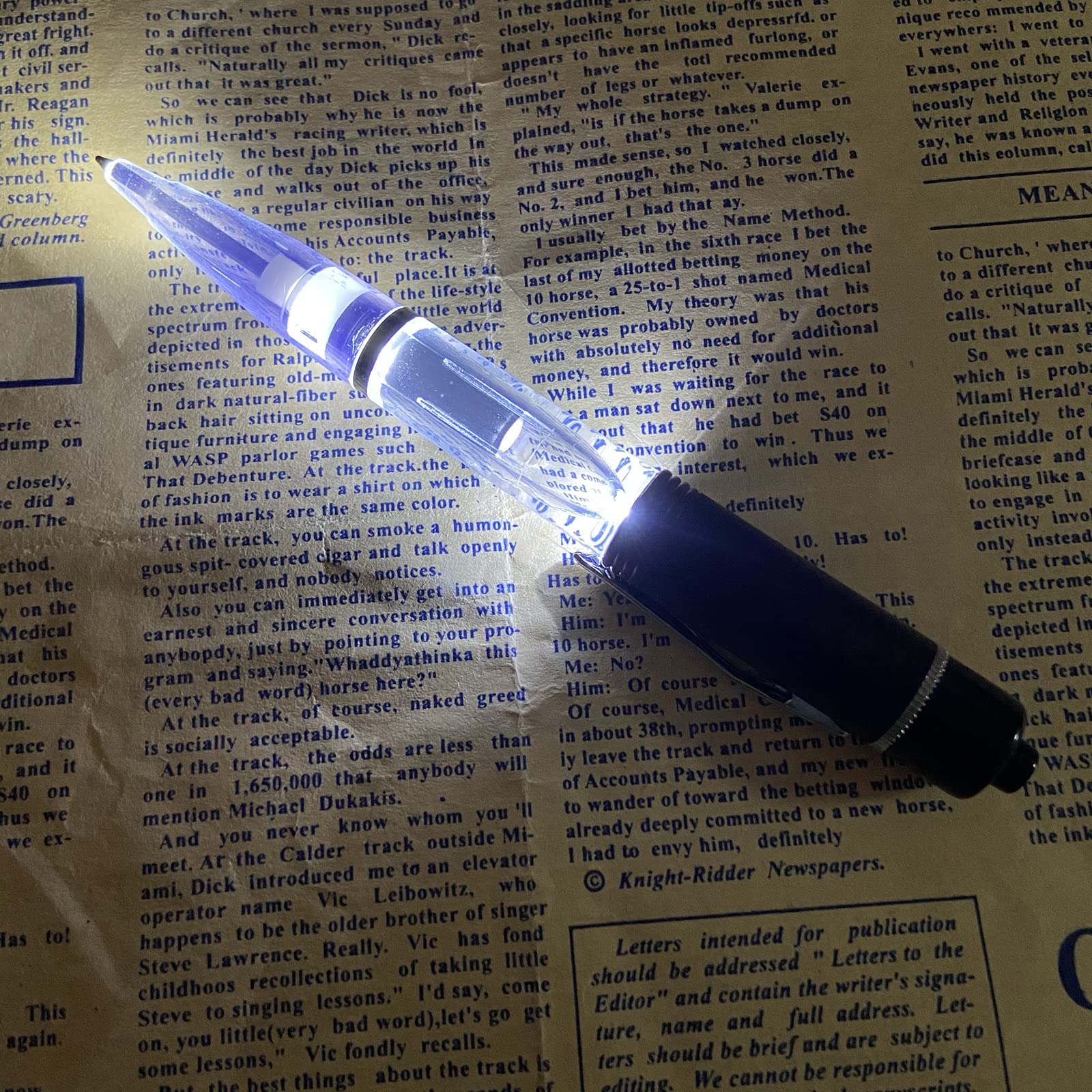 Glovion LED Light Pen - 3 Pack White Light Ballpoint Pens with Black Shell for Night Writing, Reading & Signing in Low Light Conditions