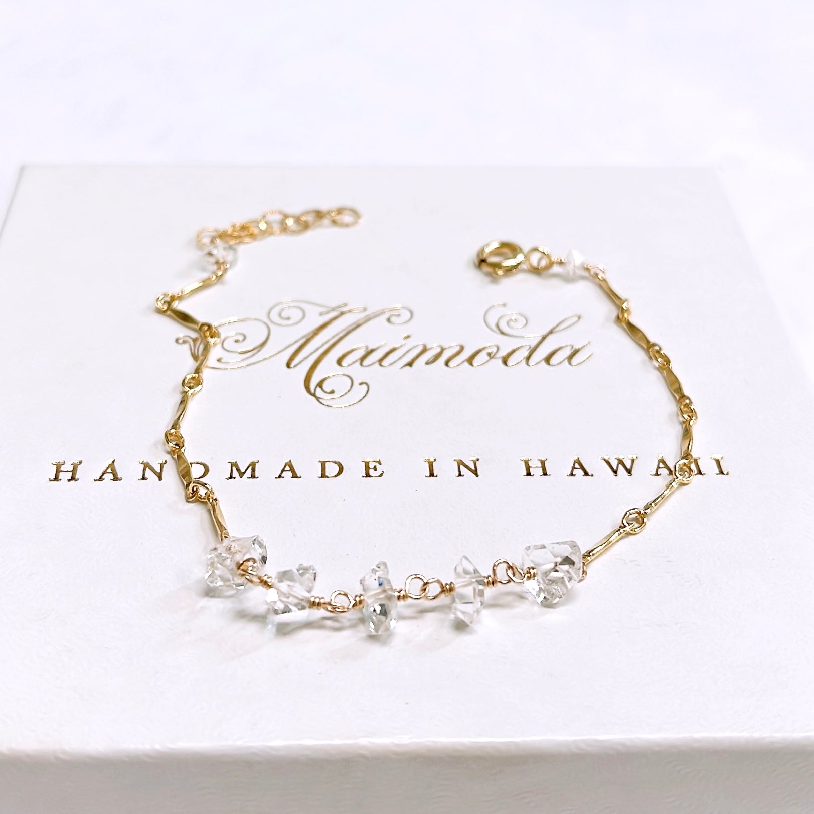 FLOREZ Herkimer Diamond Bracelet (B574) - Genuine Crystal Jewelry for Women, Healing Stone Gift for Spiritual & Energy Healing, Perfect for Meditation & Yoga Accessories